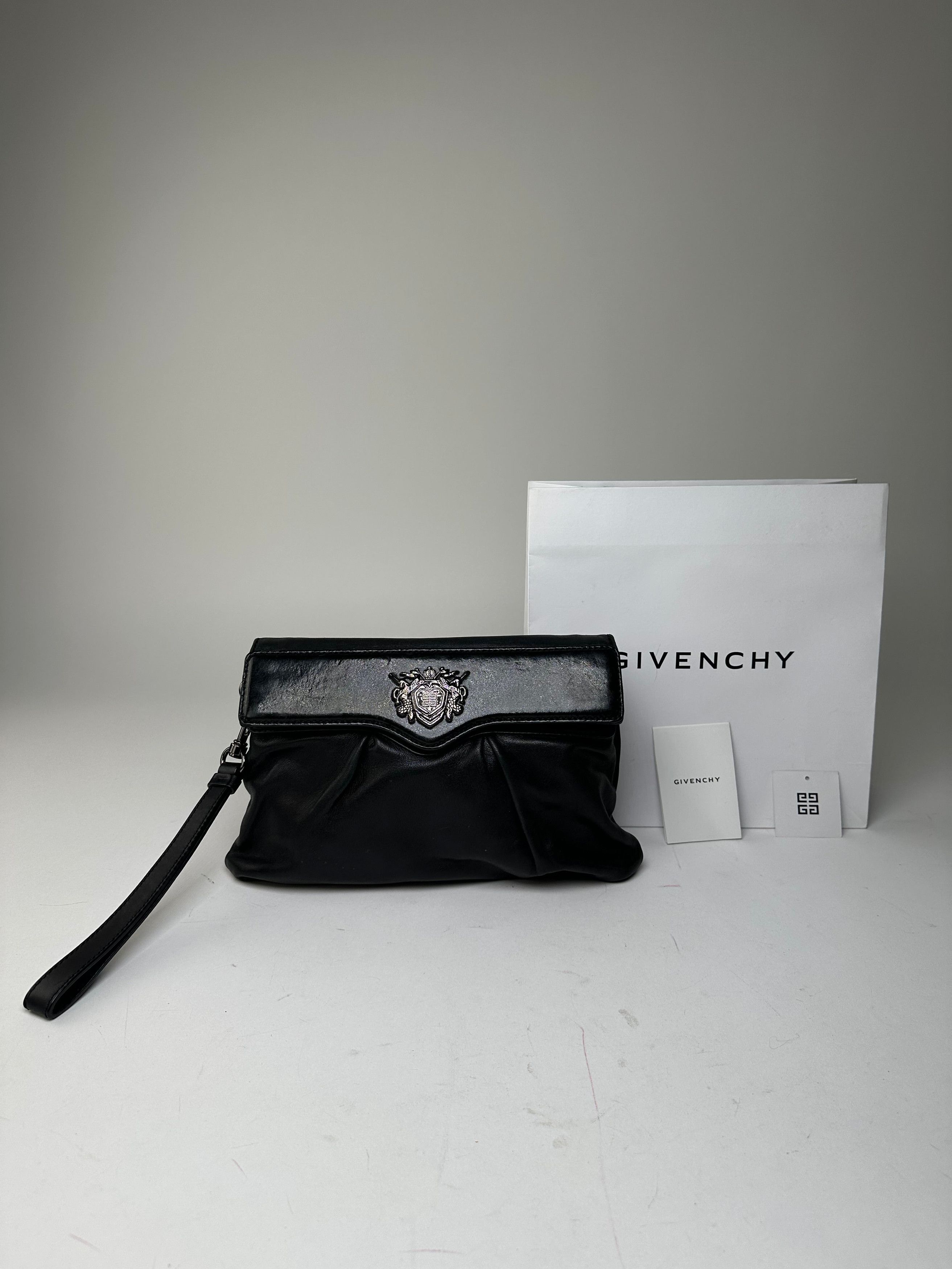 Givenchy Vintage Avantgarde Leather Clutch Black Size ONE SIZE - 1 Thumbnail