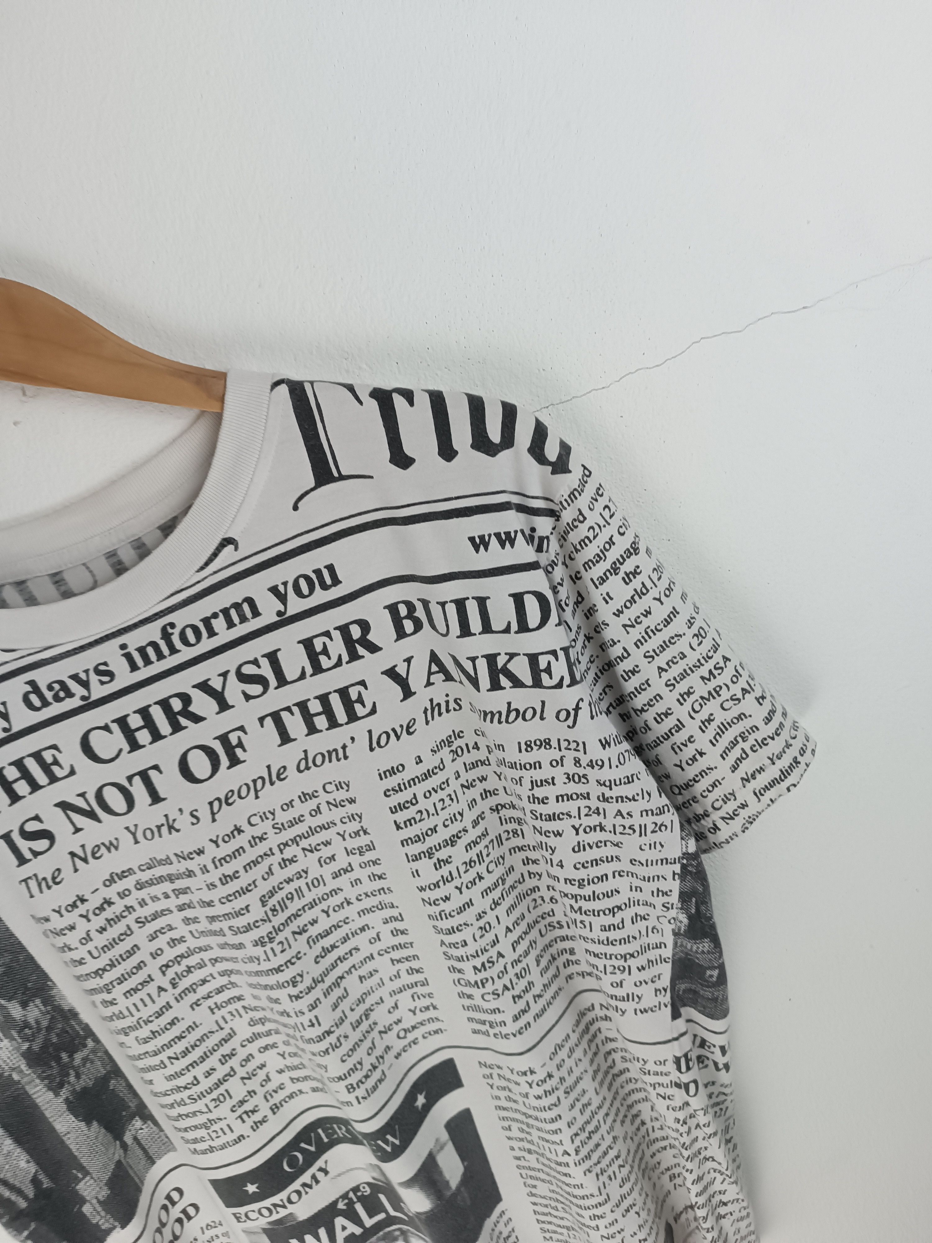 Other VINTAGE NEWSPAPER PAGE DESIGN PUNK SEDITIONARIES SEX PISTOLS Size US M / EU 48-50 / 2 - 7 Thumbnail