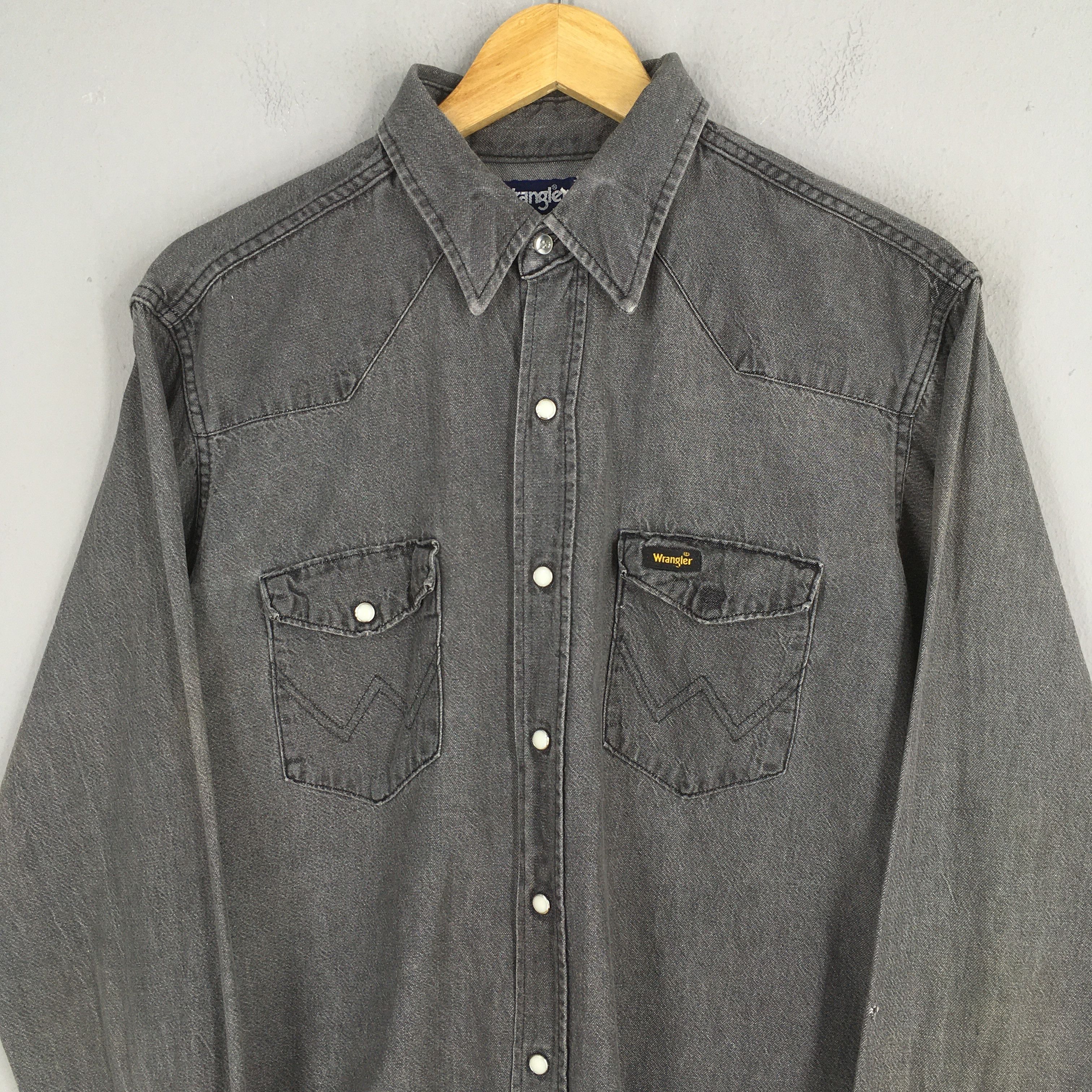Wrangler Vintage 1990s Wrangler Plain Black Shirt Large Size US L / EU 52-54 / 3 - 2 Thumbnail
