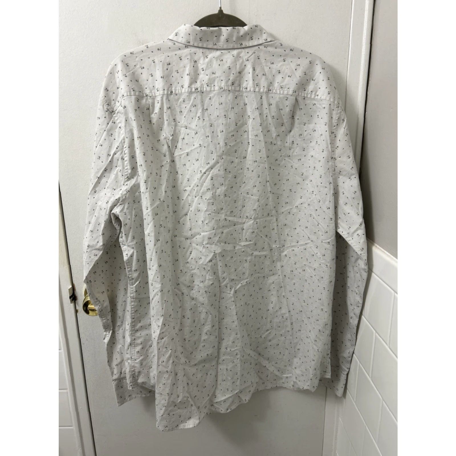 Vintage Goodfellow & Co Shirt Mens XL White Slim Poplin Button-Up Mushroom Print L/S NWT Size US XL / EU 56 / 4 - 7 Thumbnail