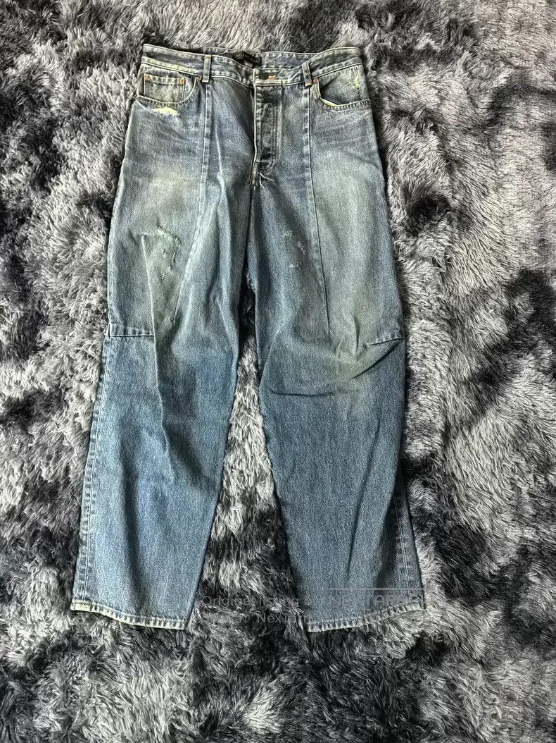 Balenciaga Balenciaga size L Washed Distressed Mid Rise Long Denim Je Size US 27 - 1 Thumbnail