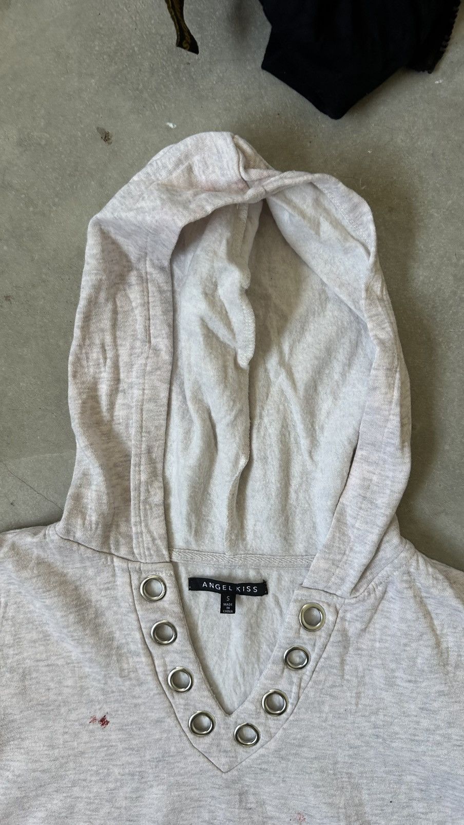 Japanese Brand VINTAGE ANGEL KISS DISTRESSED MID BUTTON HOODIE Size US S / EU 44-46 / 1 - 4 Thumbnail