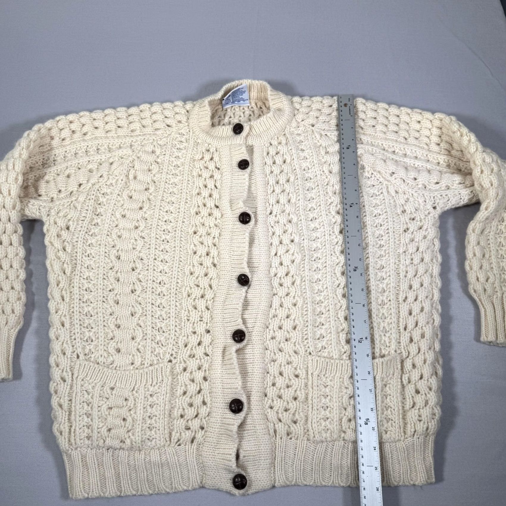 Vintage Rita Condron Cardigan Sweater Womens M White 100% Wool Aran Knit Ireland Button Front Mock Neck Raglan Sleeve Pockets Size M / US 6-8 / IT 42-44 - 6 Thumbnail