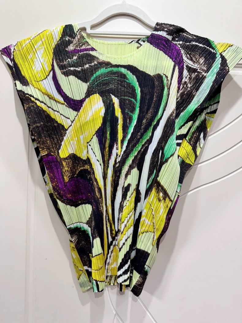 Issey Miyake Floral blouse