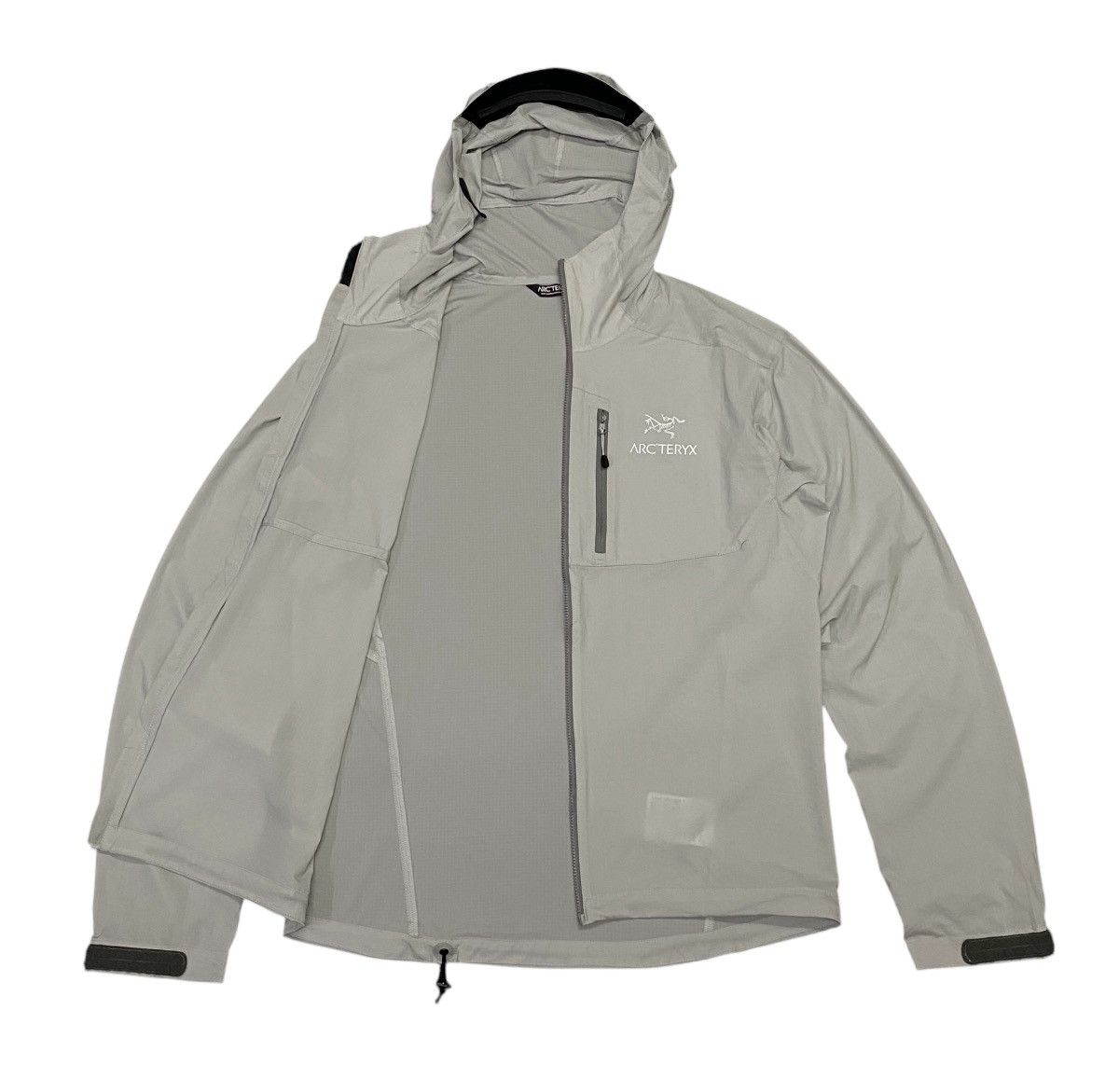 Arc'teryx Arc’Teryx Squamish Lightweight Windshell Hoodie ( Unisex ) Size US XS / EU 42 / 0 - 23 Thumbnail