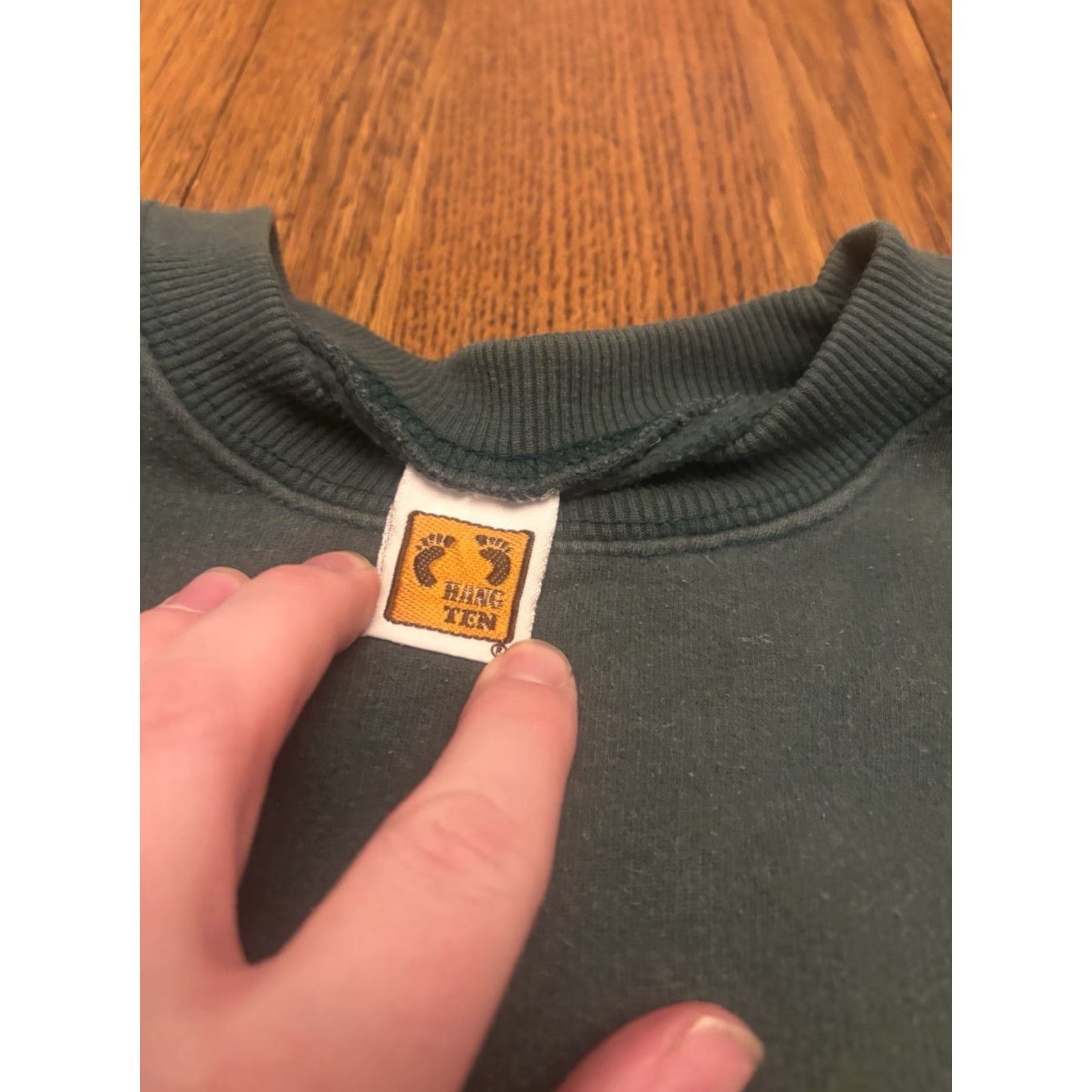 Hang Ten VINTAGE Hang Ten Sweatshirt Men's L Green Crewneck Beach Grunge 80s California Surfer Skater Logo Graphic Print Pullover Size US L / EU 52-54 / 3 - 3 Thumbnail