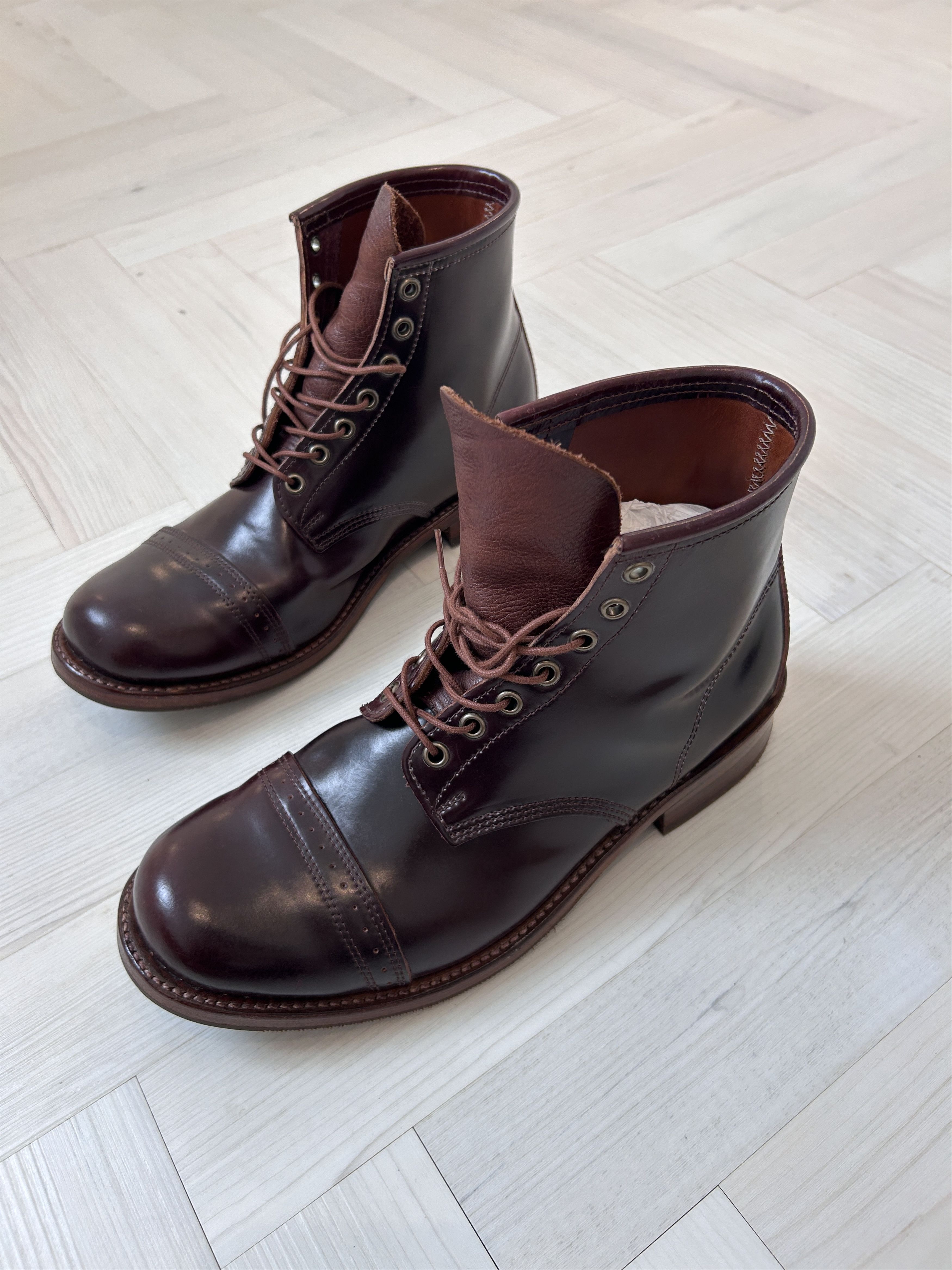 Other Julian Boot Size US 10.5 / EU 43-44 - 1 Thumbnail