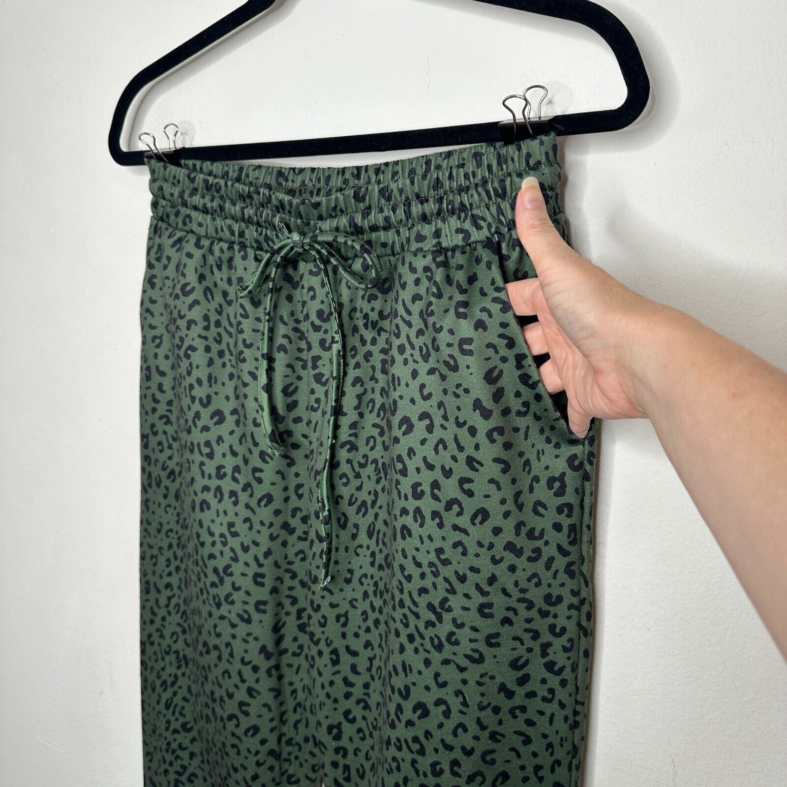 Other Green and Black Leopard Print Draw String Joggers Medium Size 30" / US 8 / IT 44 - 5 Thumbnail
