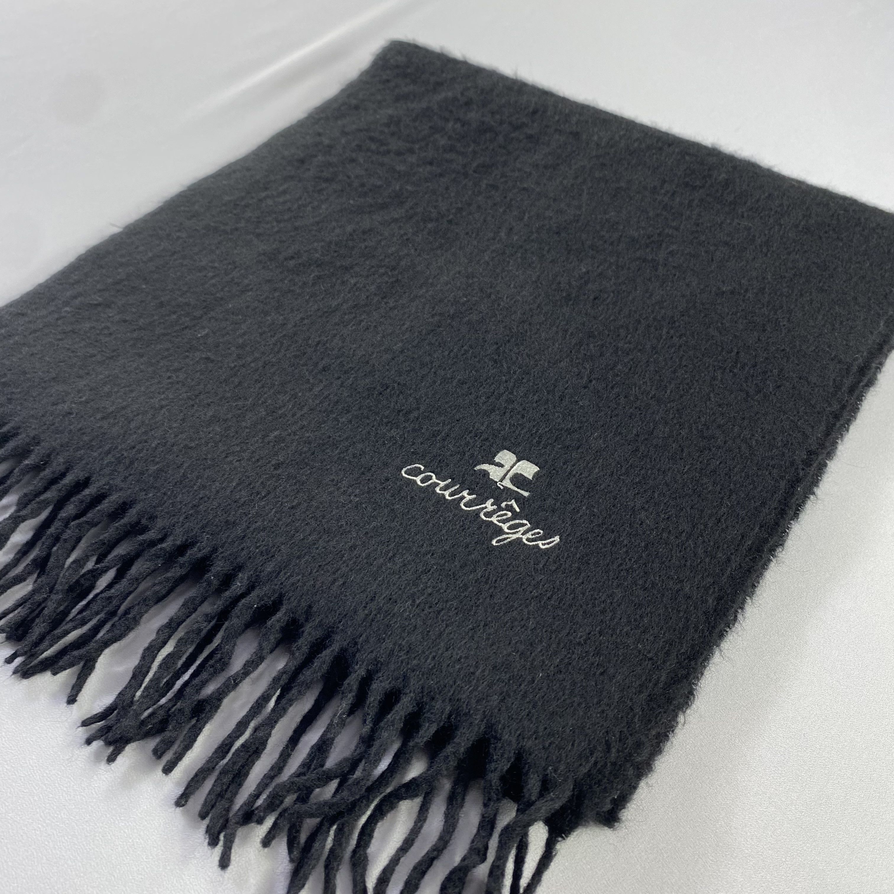 Courreges Courreges Scarf Neck Wrap Plain Muffler Size ONE SIZE - 3 Thumbnail