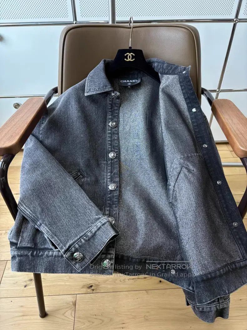 Chanel Chanel Gray denim back logo jacket Size XS / US 0-2 / IT 36-38 - 5 Thumbnail