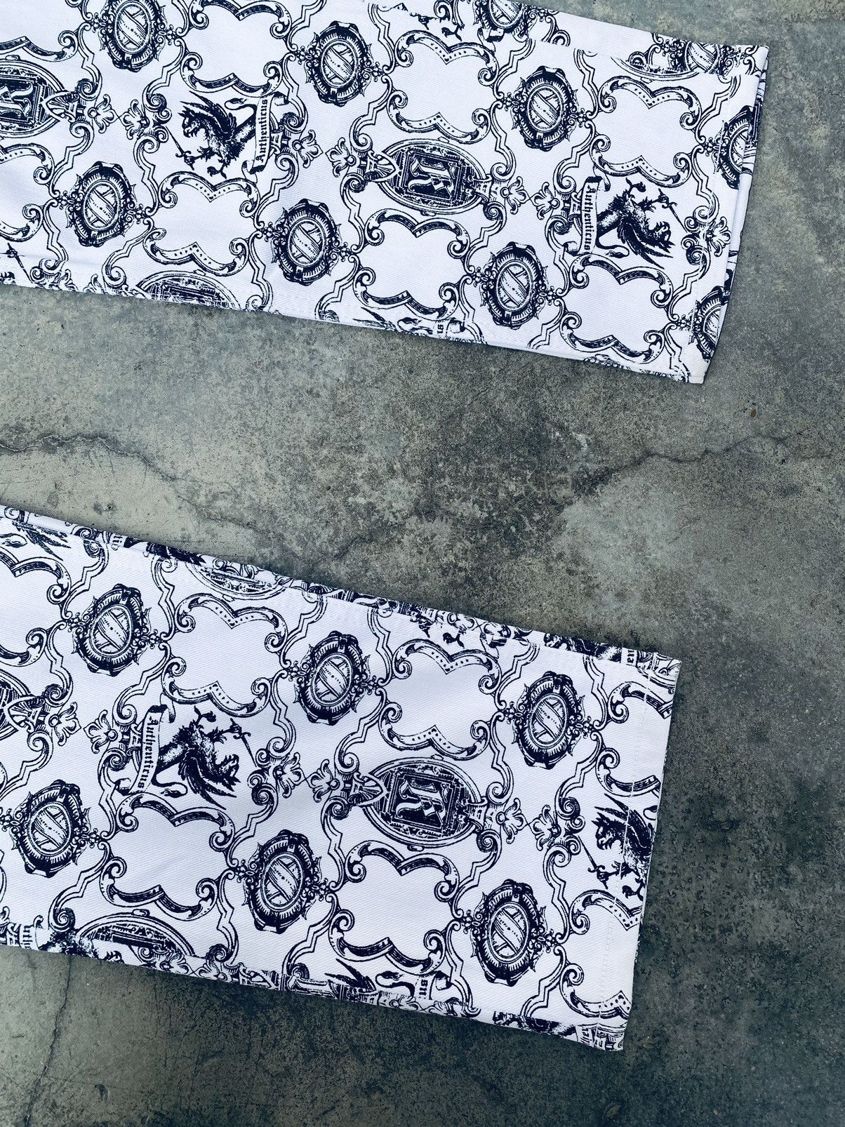 Karl Kani Vintage Karl Kani Printed Pants Rare Size US 33 - 12 Thumbnail