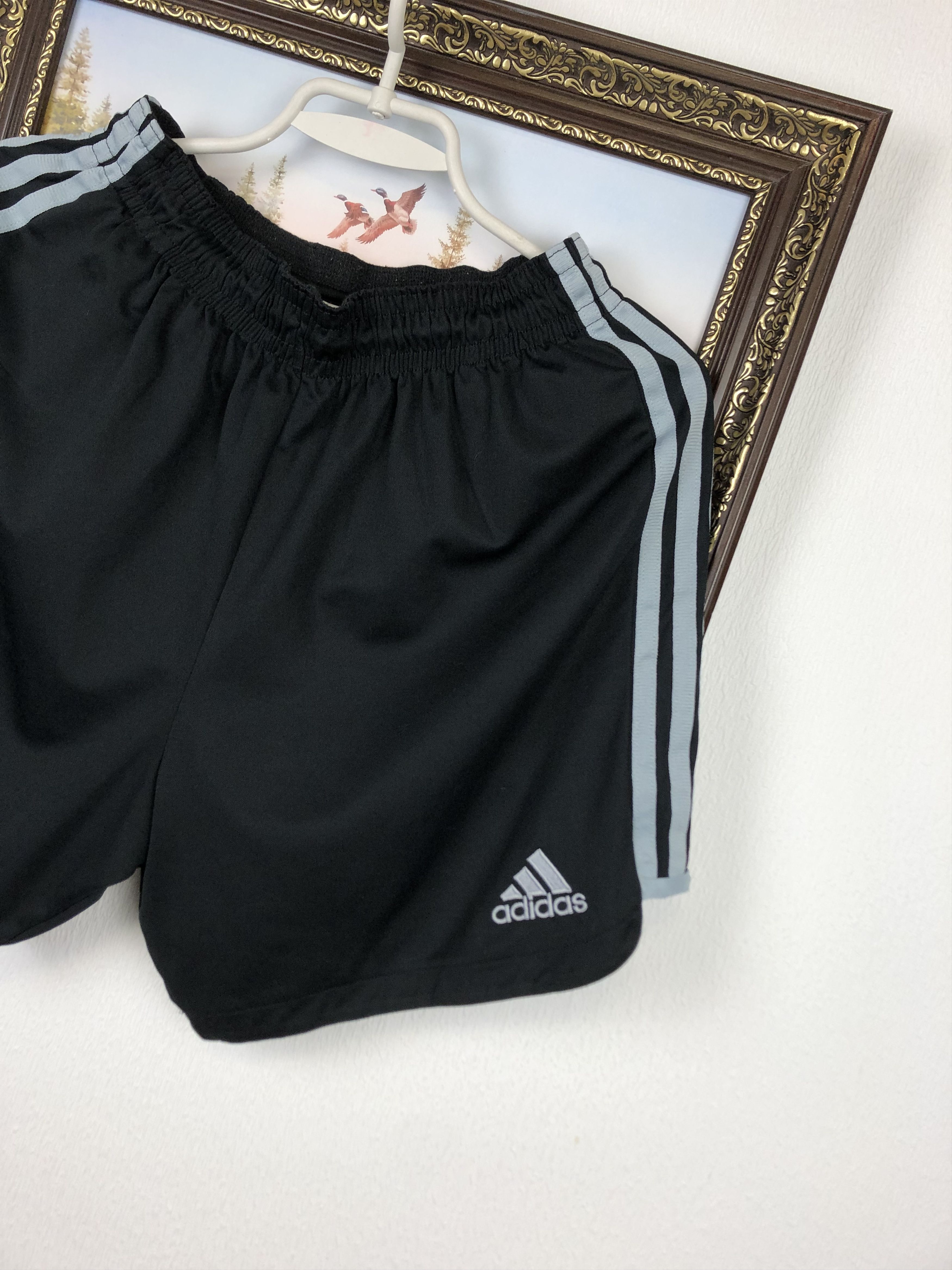 Adidas Vintage Adidas Newcastle United Football Shorts Soccer M Size US 32 / EU 48 - 2 Thumbnail