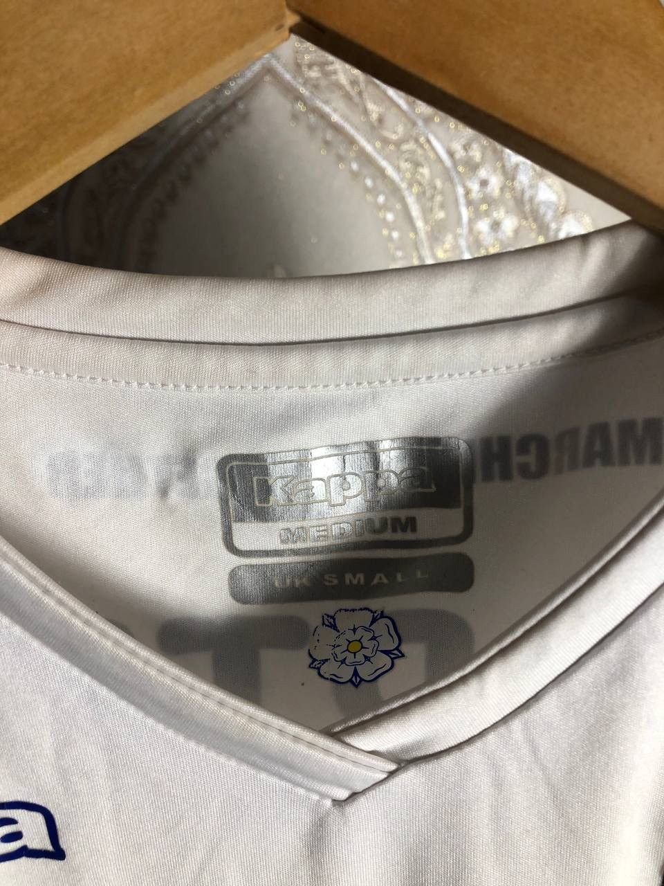 Kappa VINTAGE KAPPA FC LEEDS UNITED ENGLAND SOCCER JERSEY Y2K 90s Size US M / EU 48-50 / 2 - 3 Thumbnail