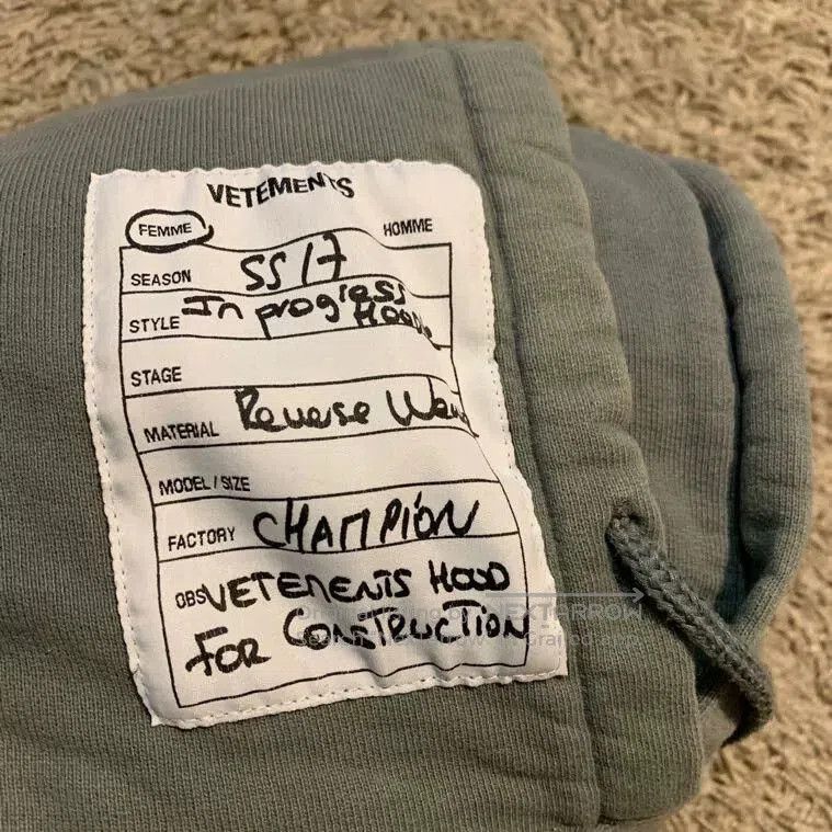 Vetements Vetements Gray Distressed Hoodie S. Size US S / EU 44-46 / 1 - 3 Thumbnail
