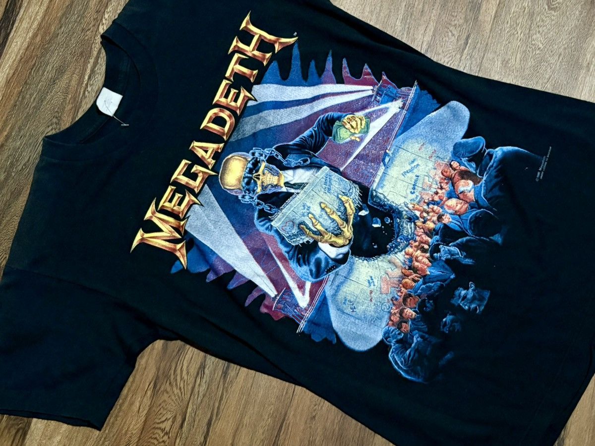 Megadeth Vintage 1990 Megadeath Rust in Peace Berlin Wall Black Tour Size US M / EU 48-50 / 2 - 3 Thumbnail