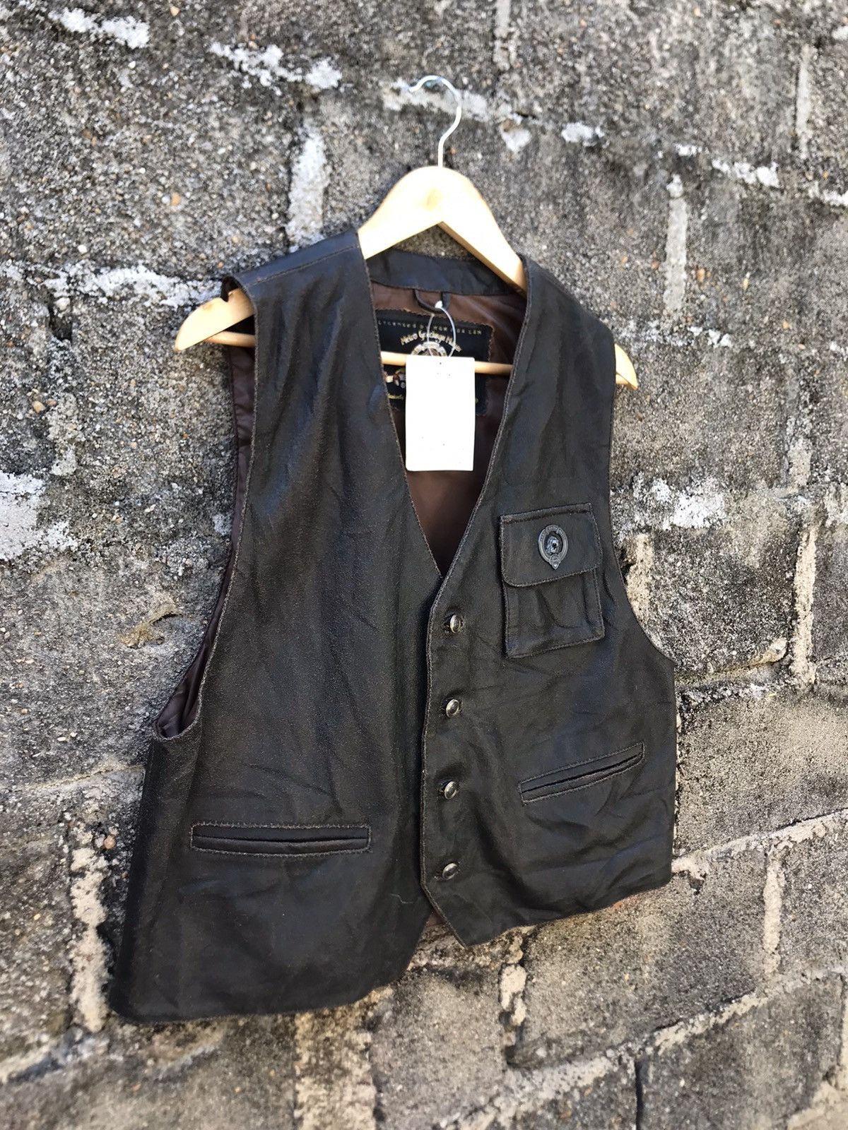 Leather × Universal Studios Vintage Metro Goldwyn Mayer Button Leather Vest Size US L / EU 52-54 / 3 - 2 Thumbnail