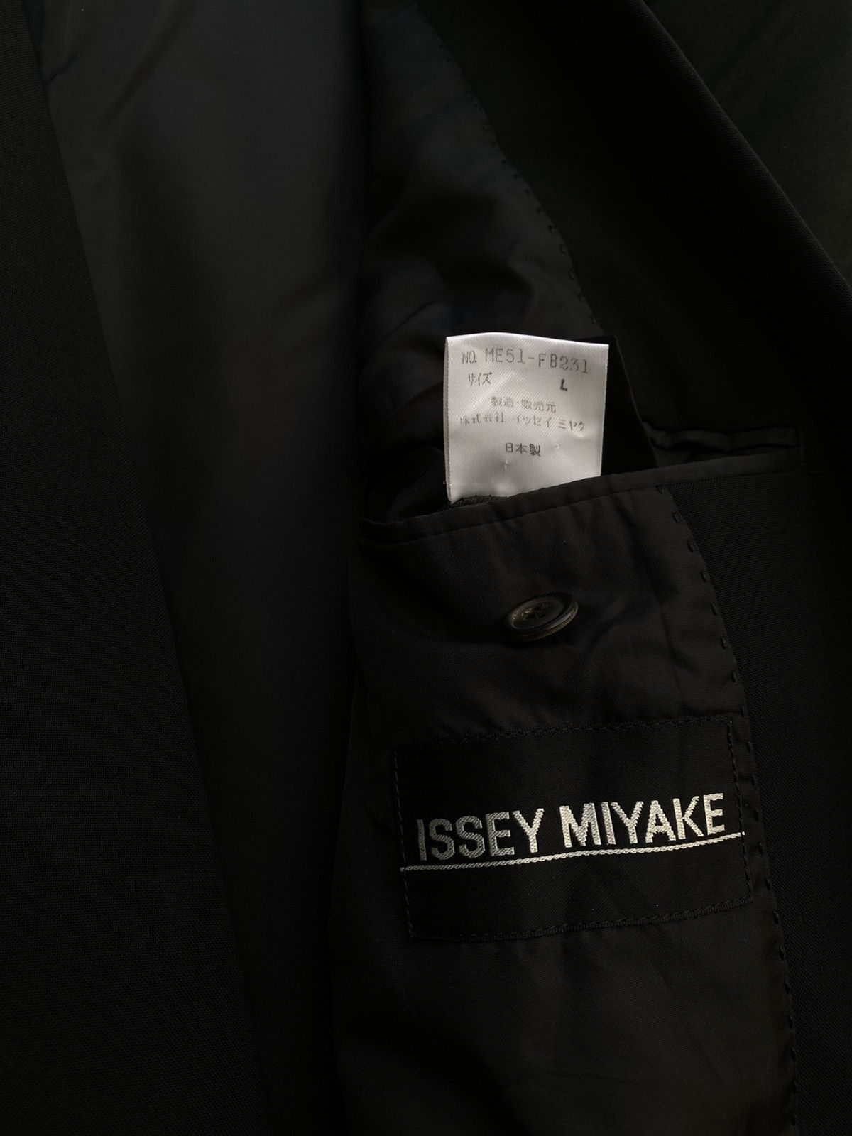 Issey Miyake ISSEY MIYAKE PERFECT DESIGN BLAZER Size 44L - 8 Thumbnail