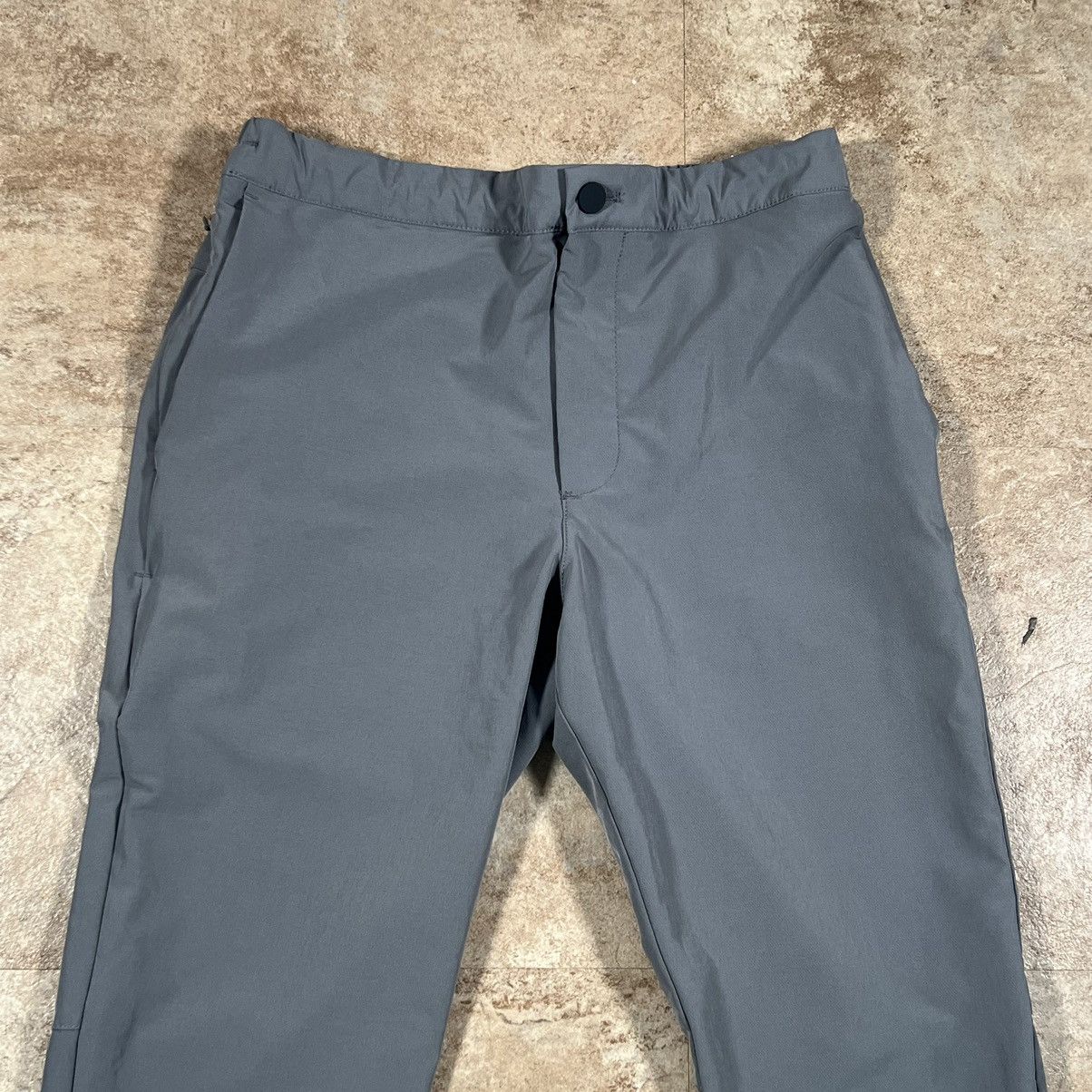 Banana Republic × Gap × Nike banana republic Slim Tapered nylon Golf Hiking Pants Chino Size US 31 - 2 Thumbnail