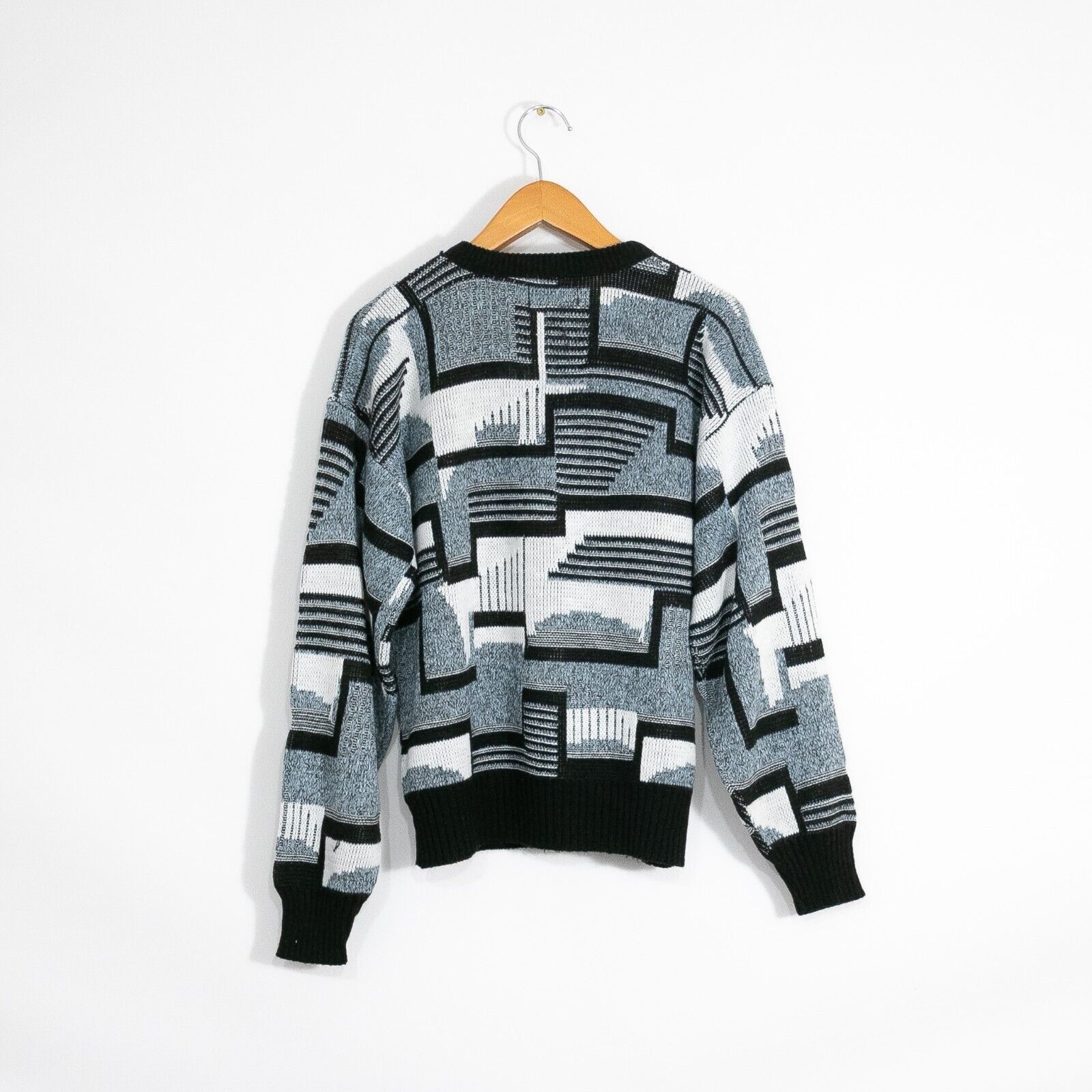 Vintage Vintage Geometric Pattern Acrylic Sweater Large - Abstract Size US L / EU 52-54 / 3 - 4 Thumbnail