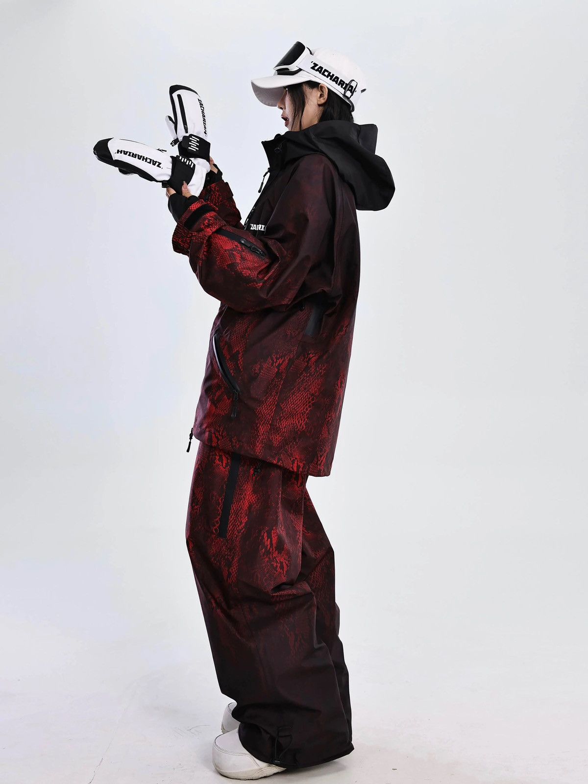 Other Red Scale Snake Pattern Outdoor Windproof Ski Suit Size US 32 / EU 48 - 3 Thumbnail