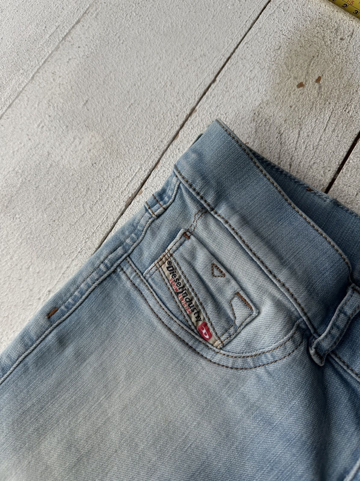 Diesel 🚨Gothic Diesel Regular Slim relax Flared Jeans Womens Size 27" / US 4 / IT 40 - 3 Thumbnail