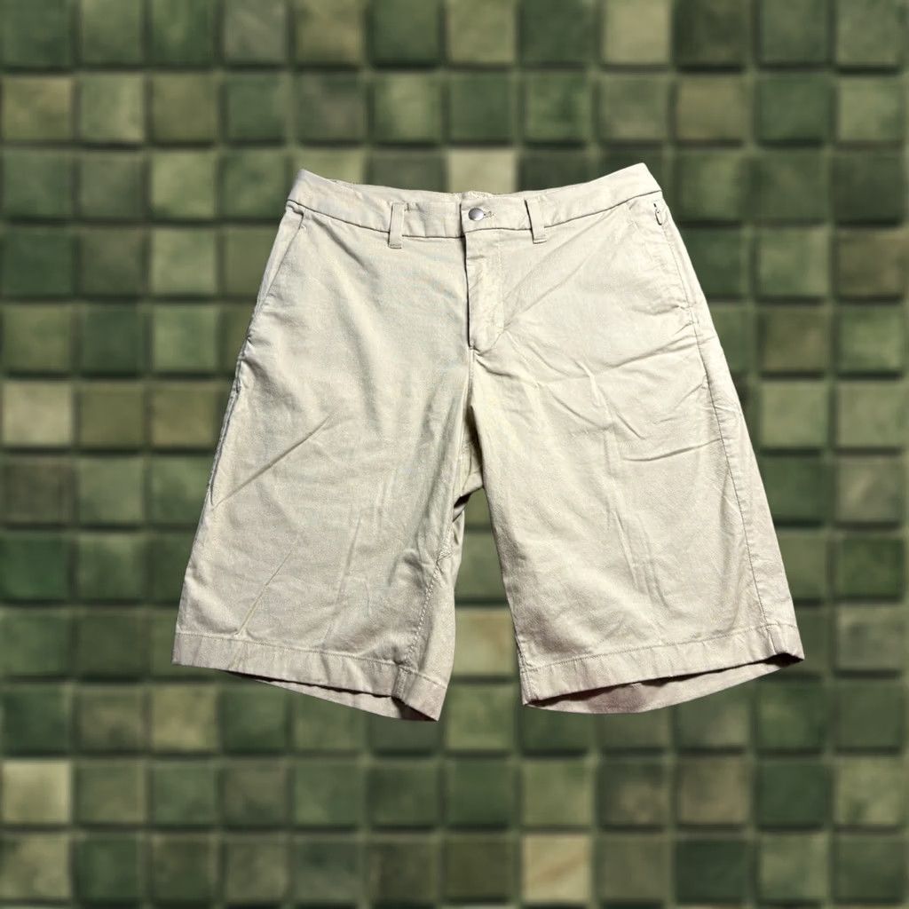 Lululemon VINTAGE: No (remove) Lululemon Commission Shorts Mens 31 Beige 10" Inseam Qwick Oxford LM7AAMS? Size US 31 - 1 Thumbnail