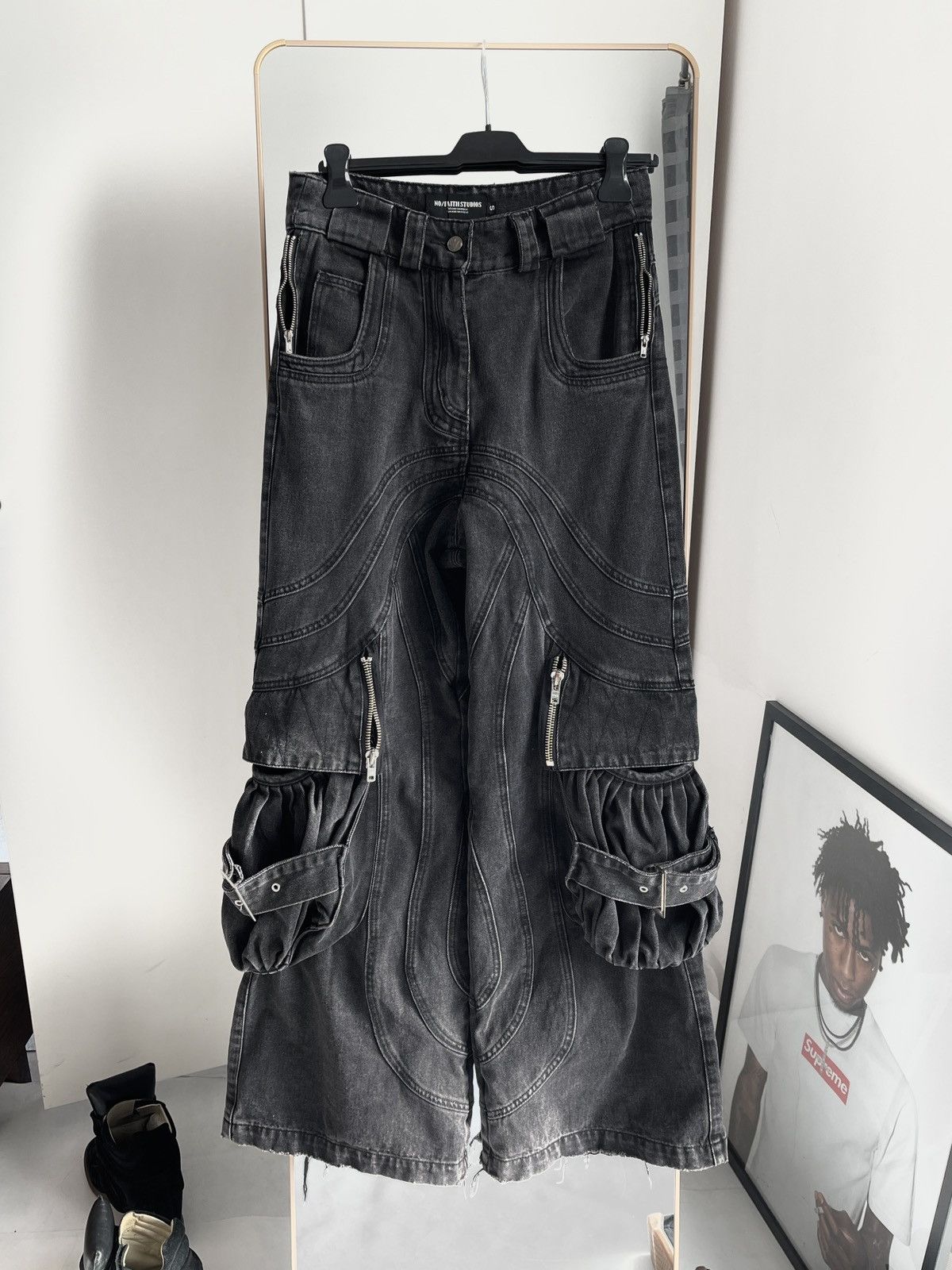 No Faith Studios NO FAITH STUDIOS Distressed Cargo Raver denim Baggy Pants Size US 32 / EU 48 - 16 Thumbnail