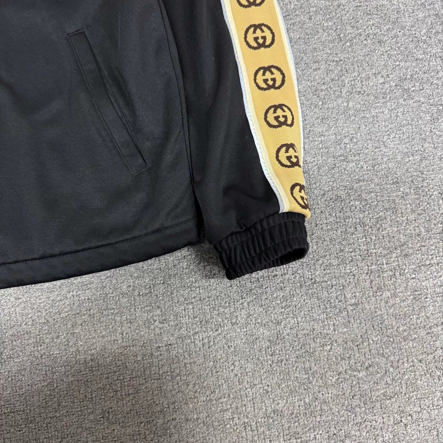 Gucci Gucci 3M Reflective Taped Logo Track Jacket S MINT Size US S / EU 44-46 / 1 - 4 Thumbnail