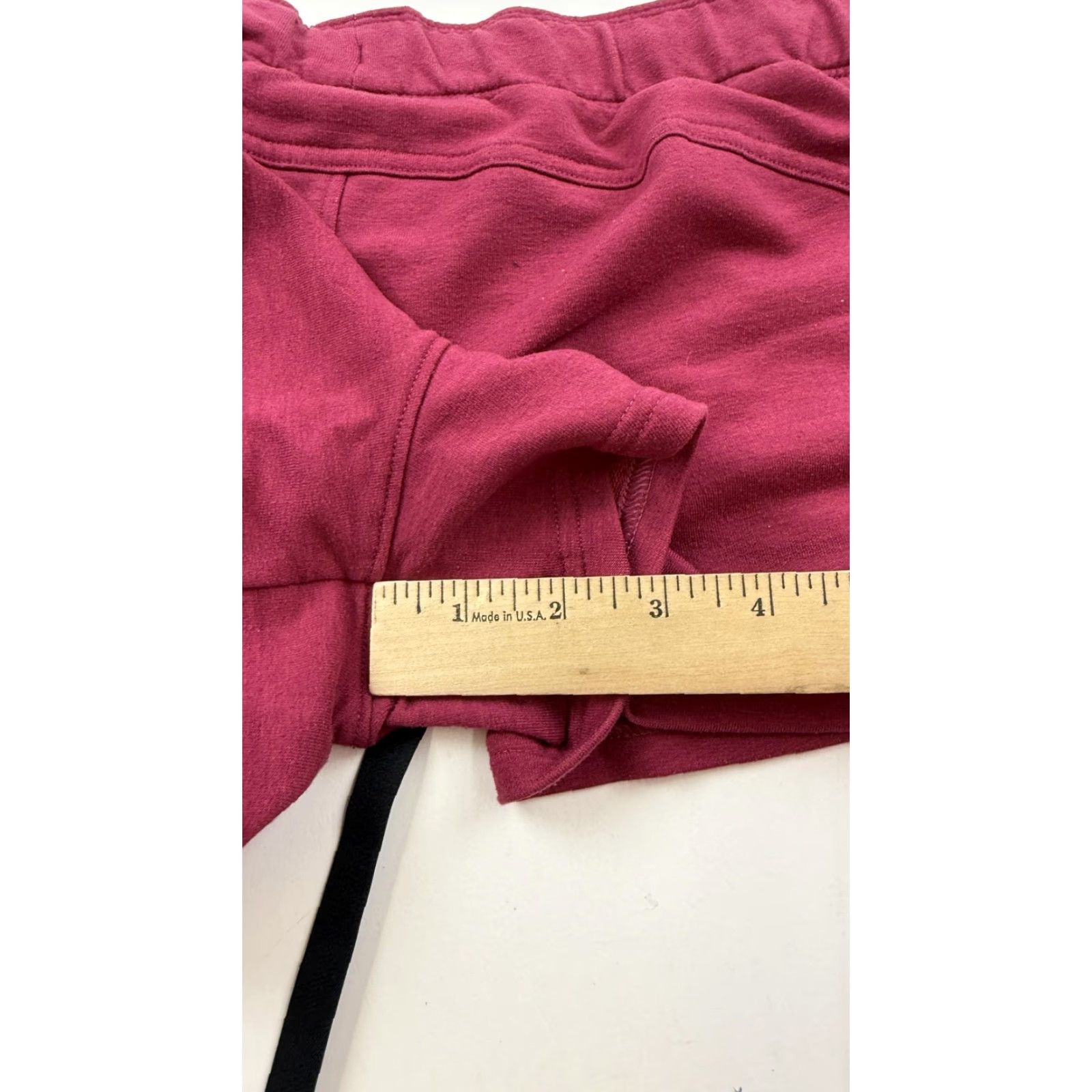 Under Armour Under Armour Shorts Womens Small Burgundy Drawstring Athletic Style Size 28" / US 6 / IT 42 - 7 Thumbnail
