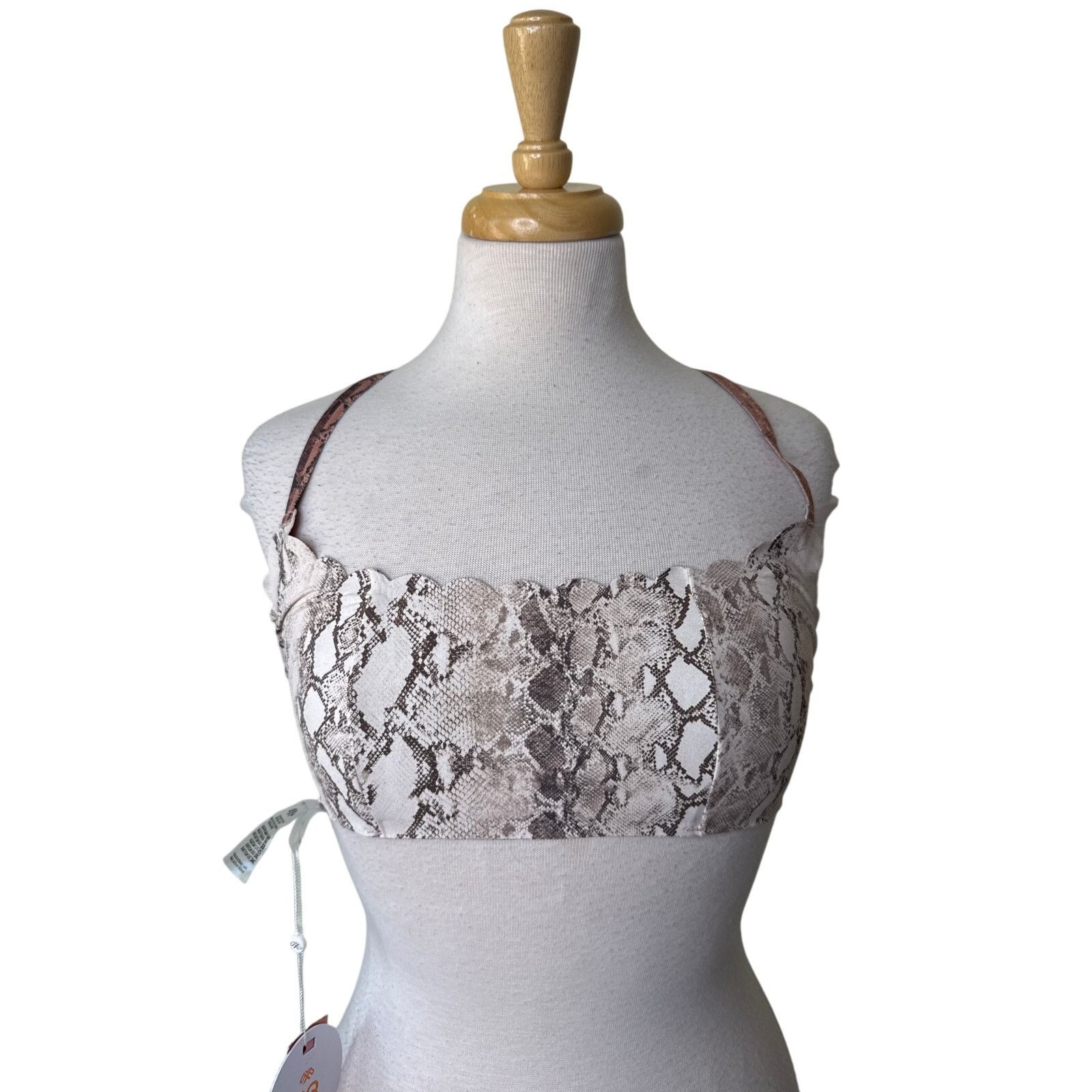 Other PQ Swim Kaa Reversible Seamless Wave Bikini Top Size D NWT Size ONE SIZE - 3 Thumbnail