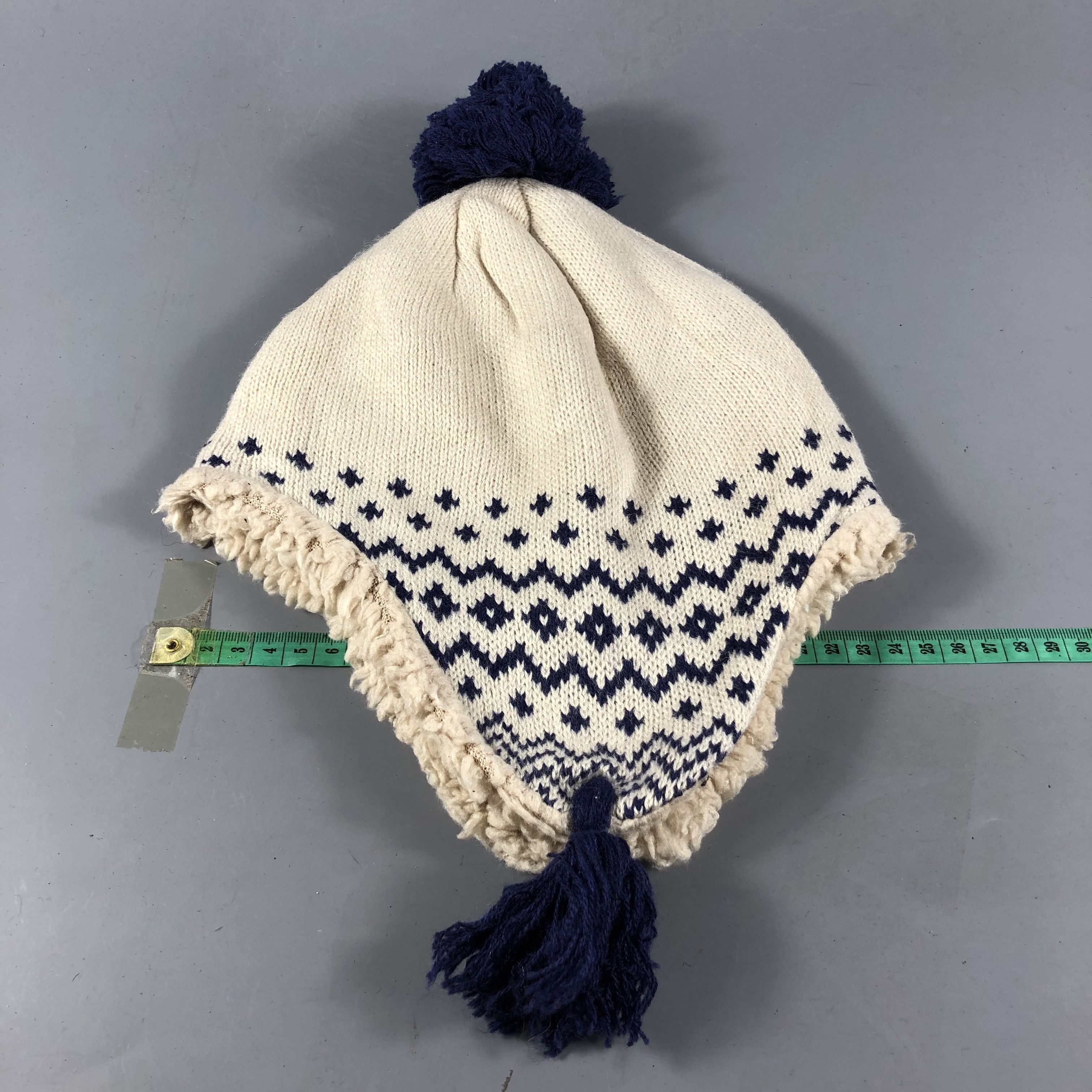 Vintage 2OZ Earflap Bobble Fair Isle Beanie Snowcap Snow Hat B807 Size ONE SIZE - 3 Thumbnail