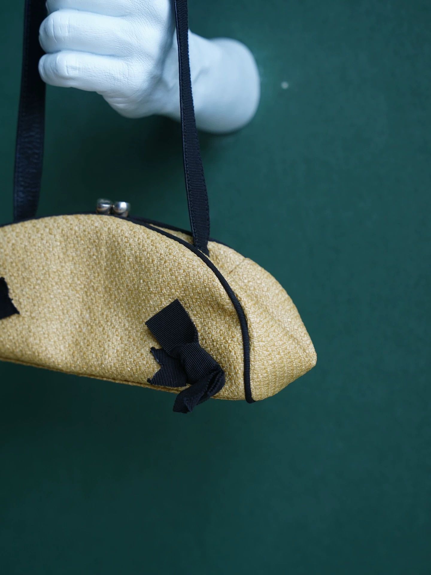 John Galliano John Galliano Vintage Straw Frog-Mouth Bow Handbag Size ONE SIZE - 4 Thumbnail