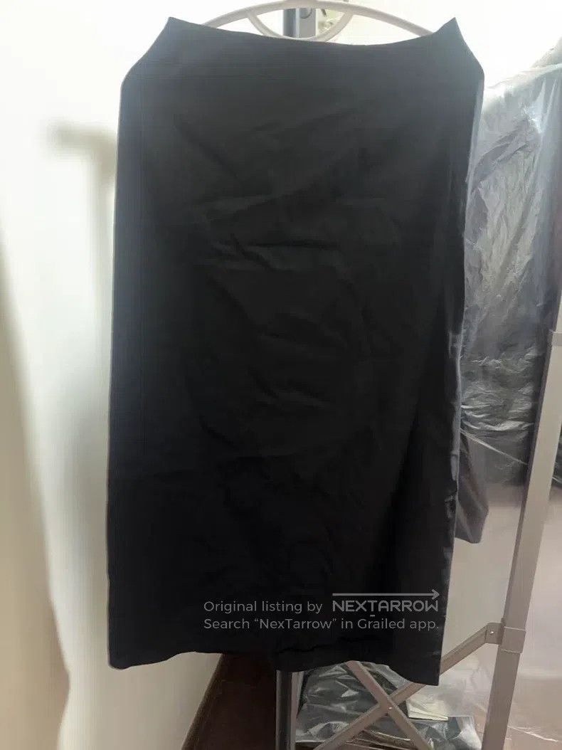 Valentino Valentino Skirt Size M / US 6-8 / IT 42-44 - 2 Thumbnail