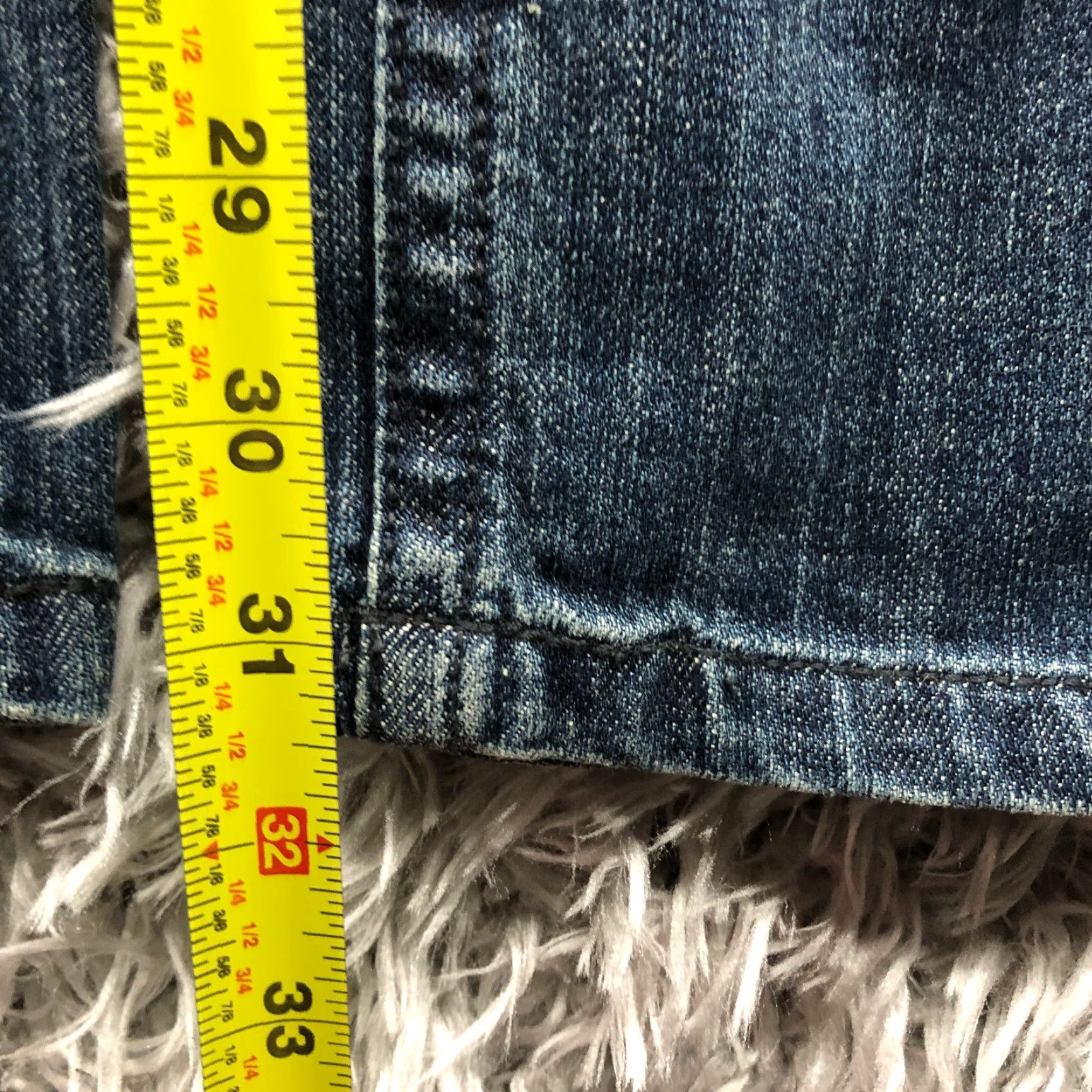 DKNY DKNY Ave B Jeans 10 Womens Low Rise Slim Straight Dark Wash Blue Denim Jeans Women 10 DKNY Avenue B Dark Denim Slim Straight 5-Pocket Womens Size 32" / US 10 / IT 46 - 3 Thumbnail