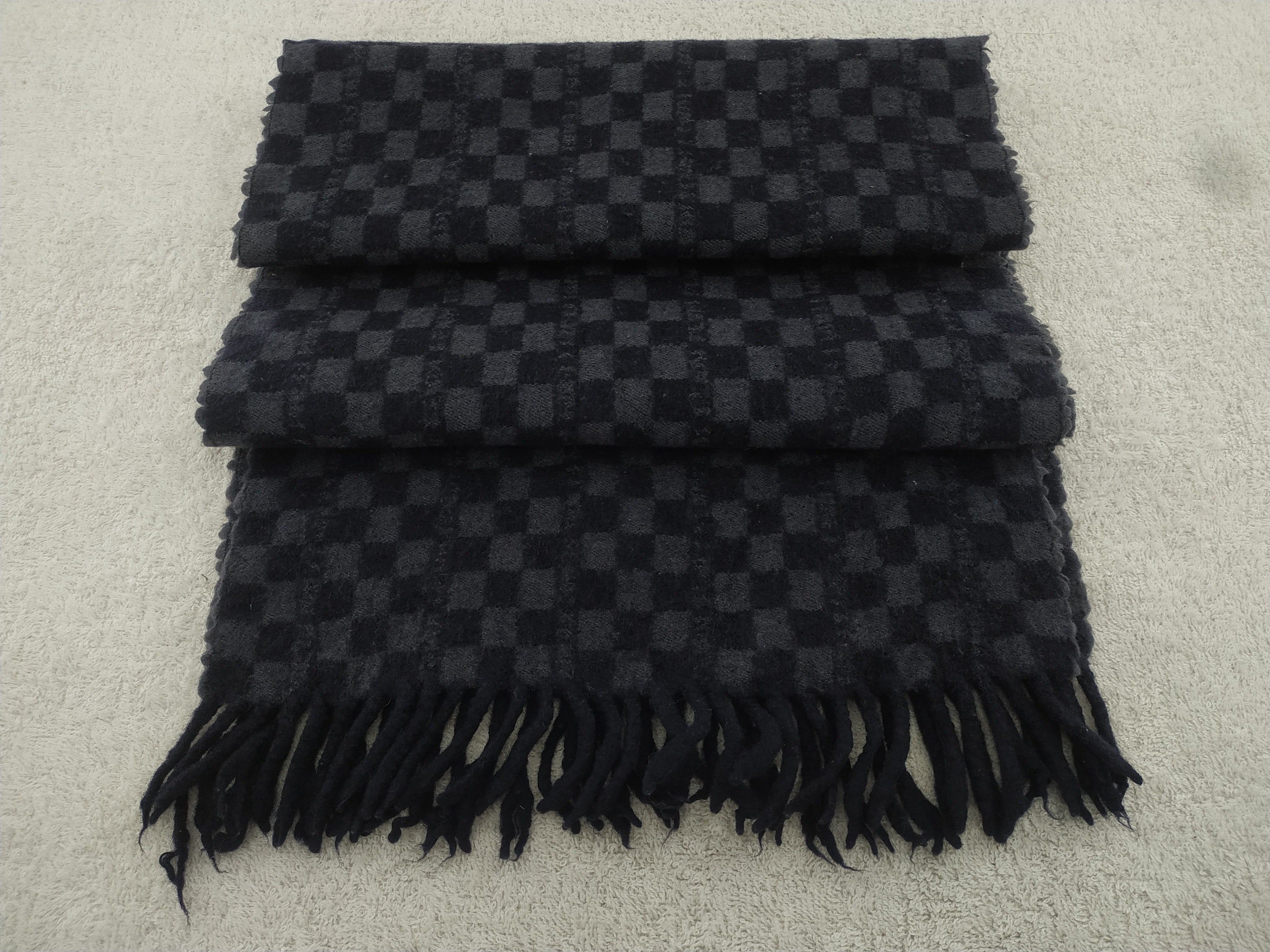 Vintage Fendi Scarf / Muffler / Neckwear Size ONE SIZE - 5 Thumbnail