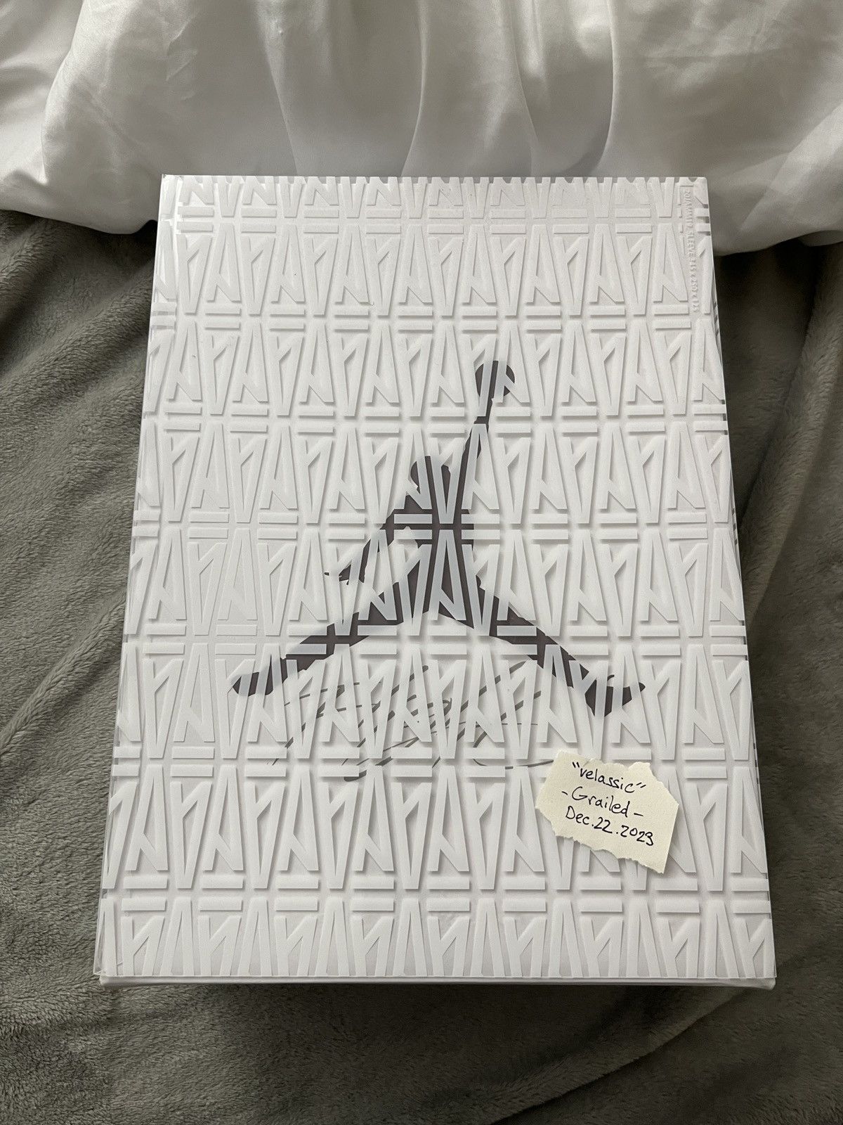 A Ma Maniere × Jordan Brand A Ma Maniére Jordan 3 Size US 10.5 / EU 43-44 - 2 Thumbnail