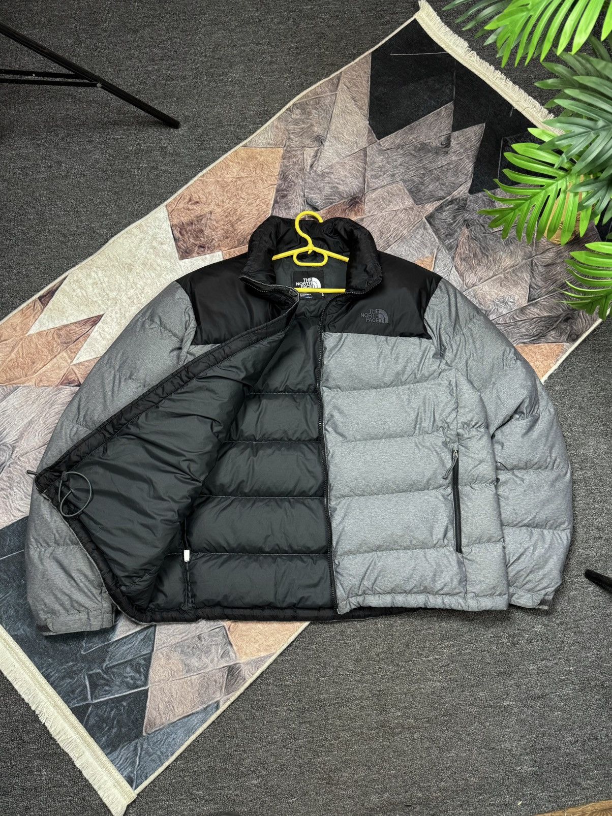 The North Face THE NORTH FACE 700 DOWN JACKET PUFFER Y2K GORPCORE SIZE L Size US L / EU 52-54 / 3 - 25 Thumbnail