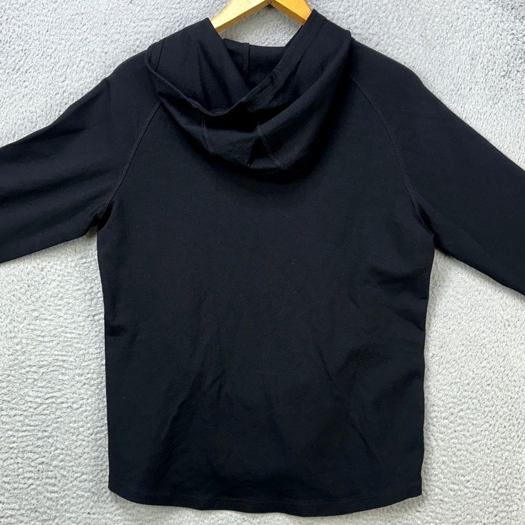 Mizzen+Main Mizzen Mein Shirt Hoodie Mens Medium Black Lightweight Stretch Athletic Shirt Hoodie Mens Large? Size US M / EU 48-50 / 2 - 2 Thumbnail