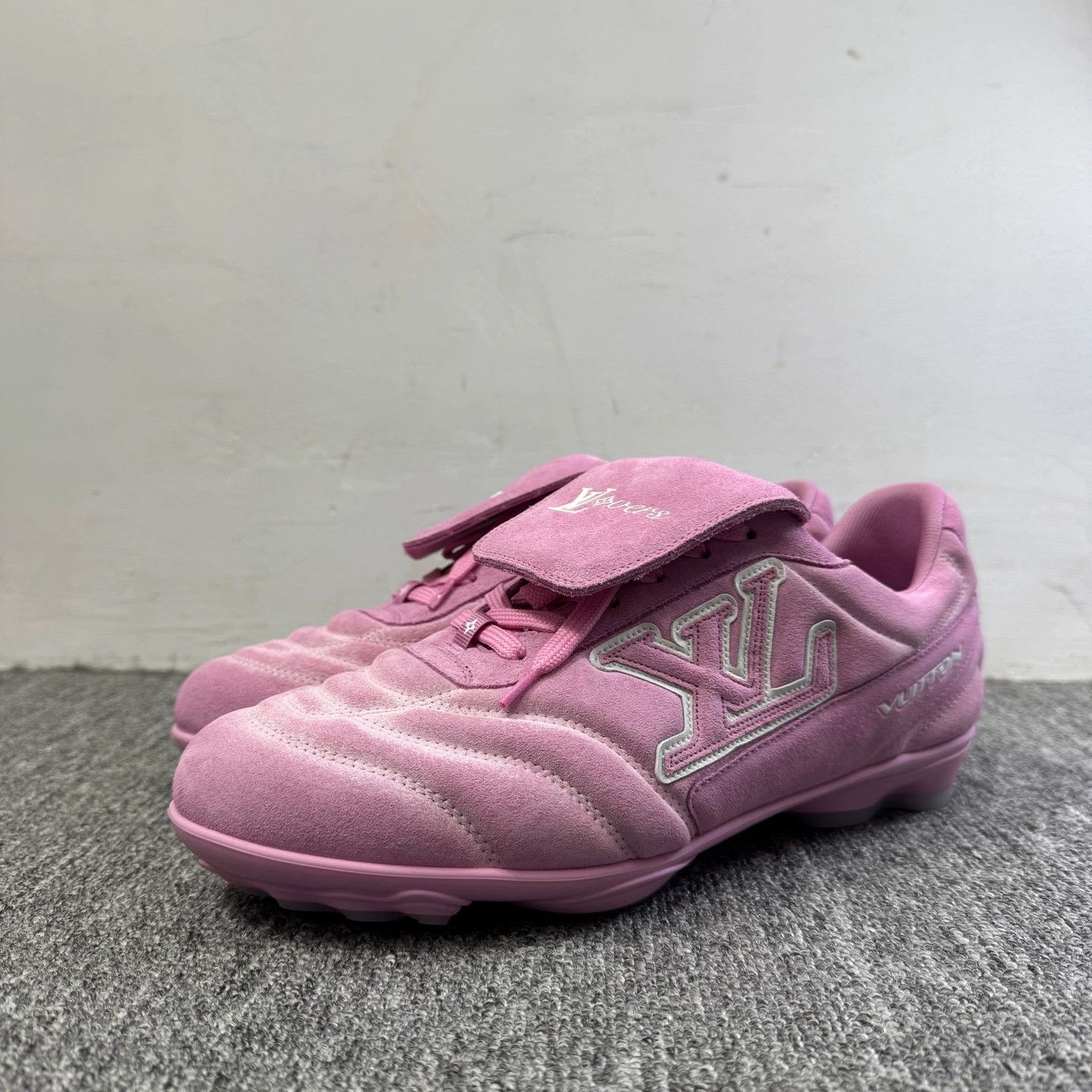 Louis Vuitton LV pink soccer cleats Size US 7.5 / IT 37.5 - 1 Thumbnail