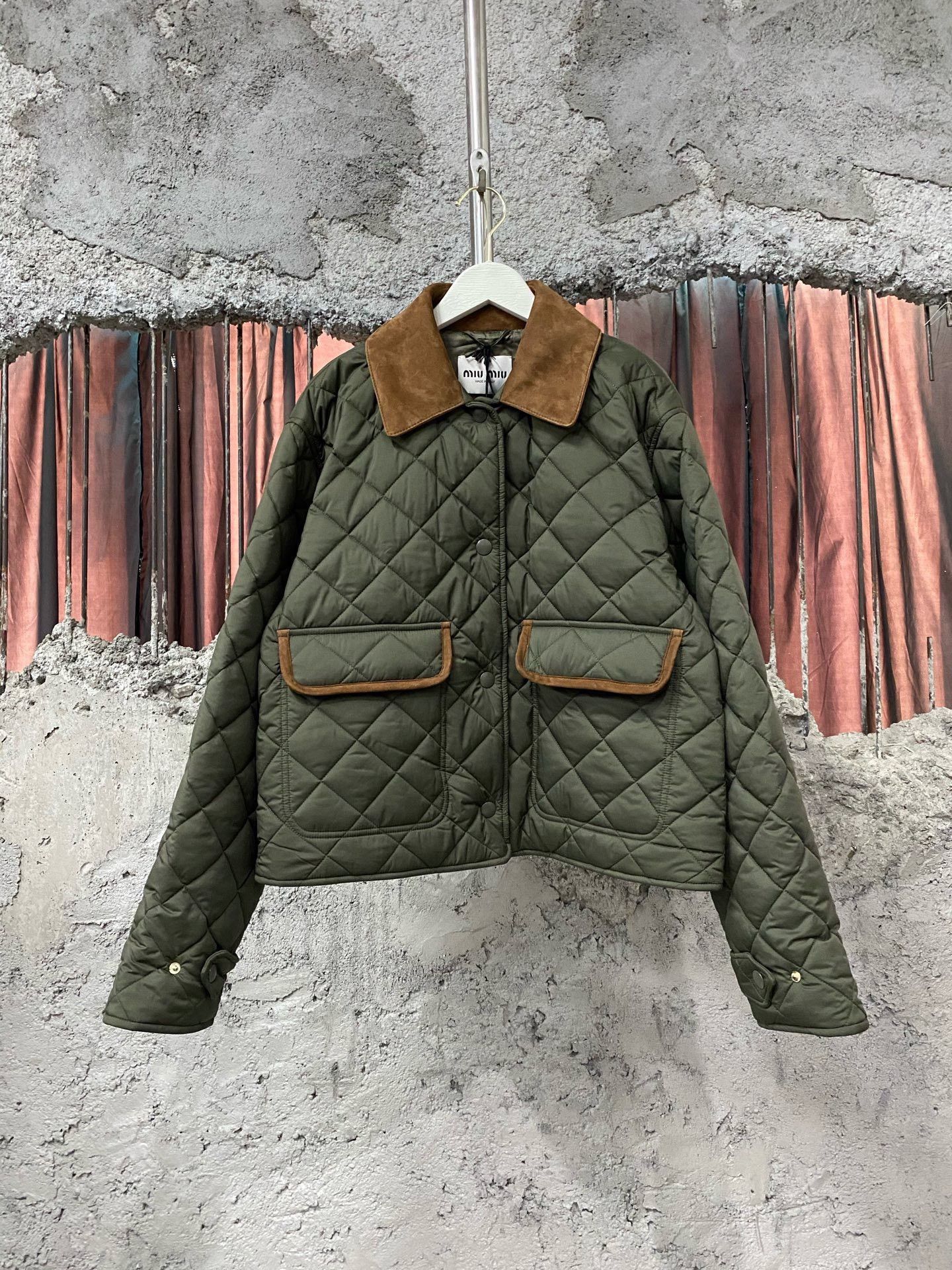 Miu Miu Miumiu Quilted Down Jacket Size M / US 6-8 / IT 42-44 - 1 Thumbnail