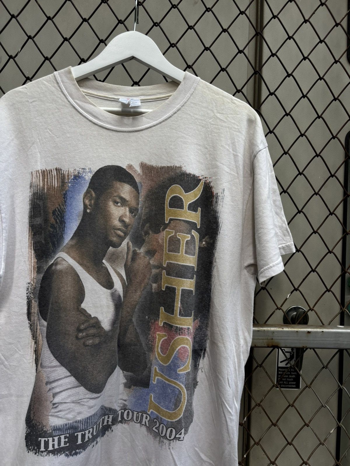 Vintage Usher x Kanye West Tour 2004 Size US L / EU 52-54 / 3 - 3 Thumbnail