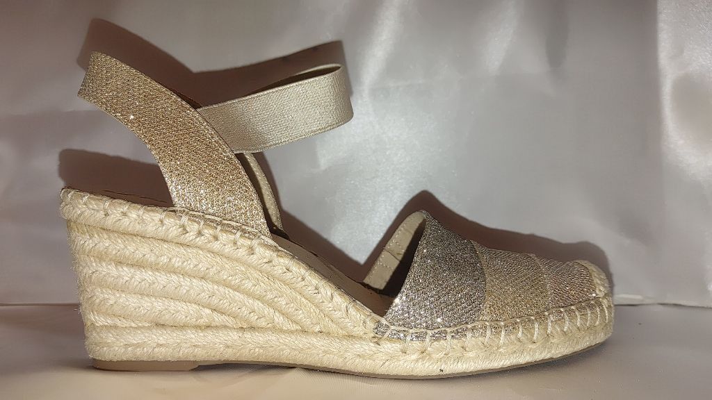 The Unbranded Brand Anne Klein Metallic & Leather Aleahia Espadrille Size 8M Size US 8 / IT 38 - 4 Thumbnail
