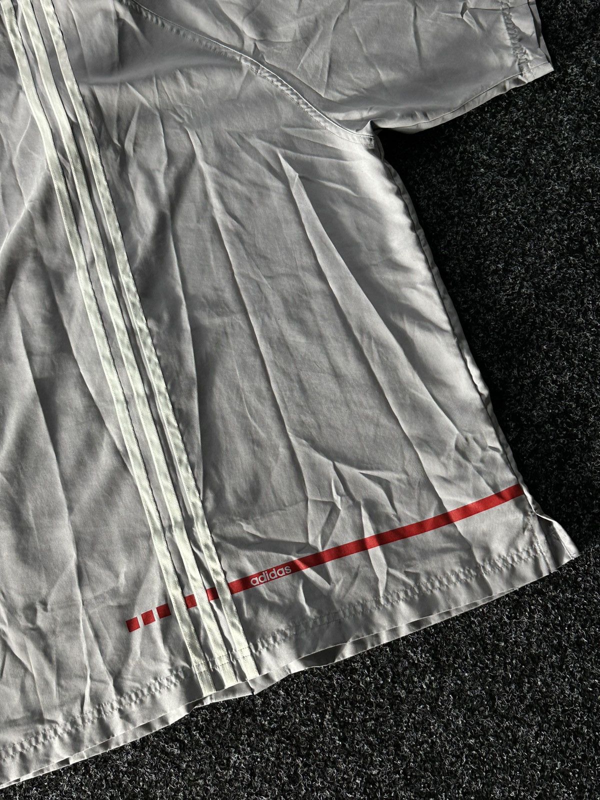 Adidas × Y-3 × Yohji Yamamoto Adidas Yohji Yamamoto Y-3 3 Stripes red logo Boxy fit Y2K Size US M / EU 48-50 / 2 - 11 Thumbnail