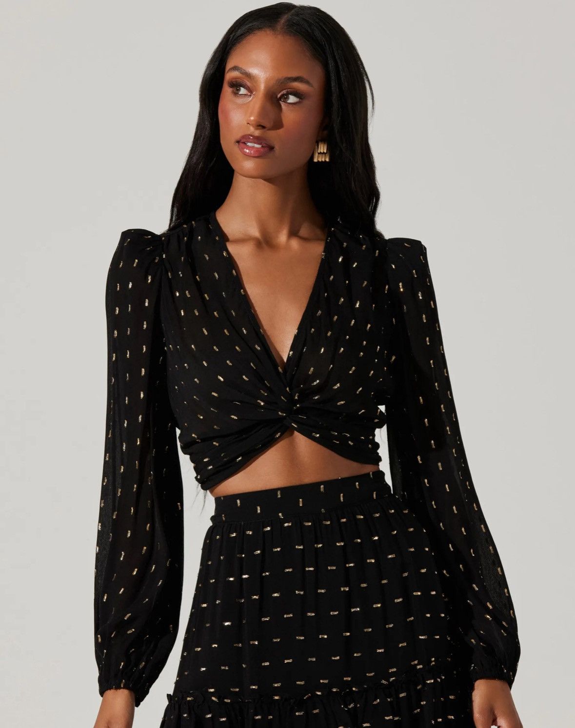 ASTR The Label ASTR THE LABLE (M) Nix Top Black/Gold Size M / US 6-8 / IT 42-44 - 1 Thumbnail