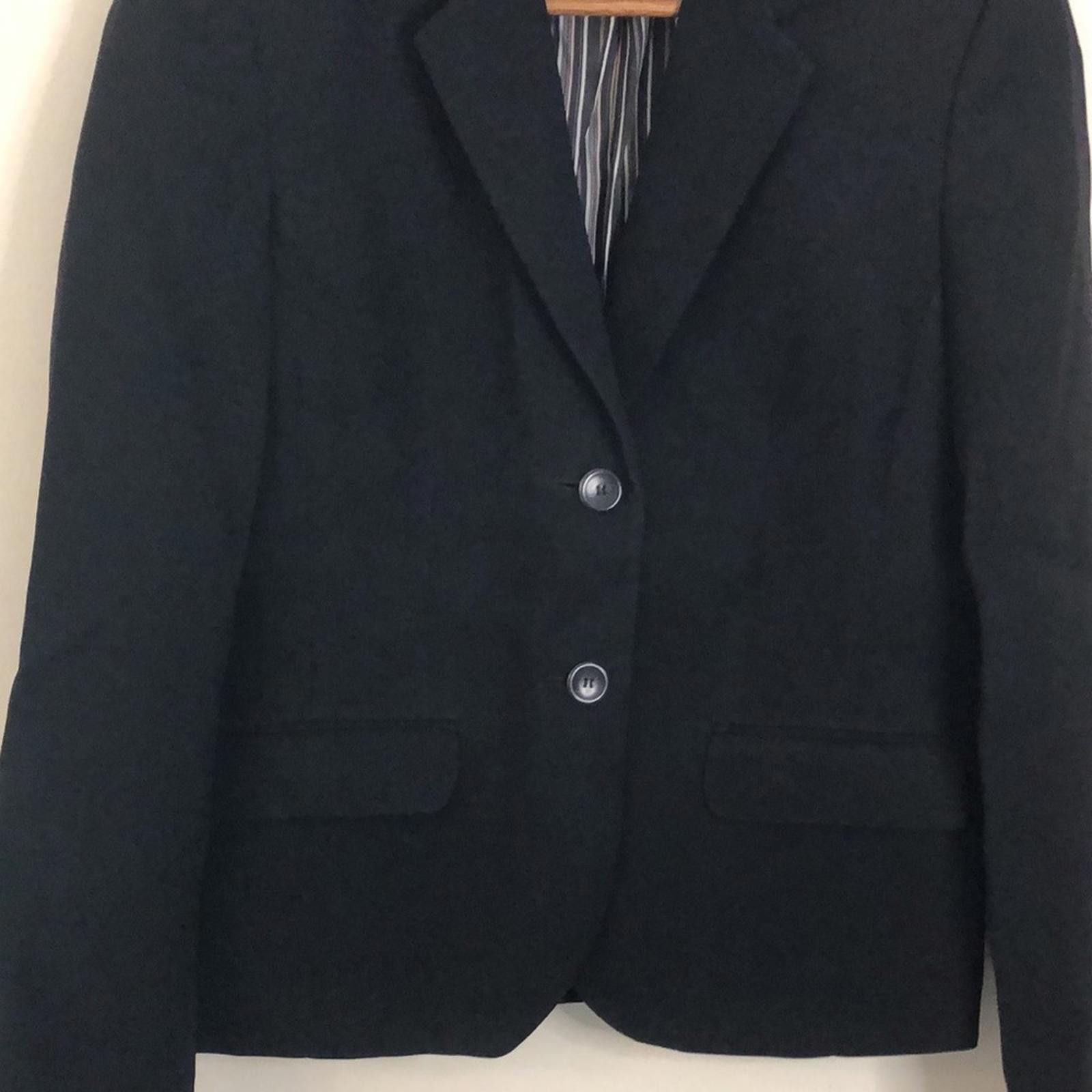 Nine West Nine West Black Blazer striped lined V neck button up SZ 2 Size XS / US 0-2 / IT 36-38 - 4 Thumbnail