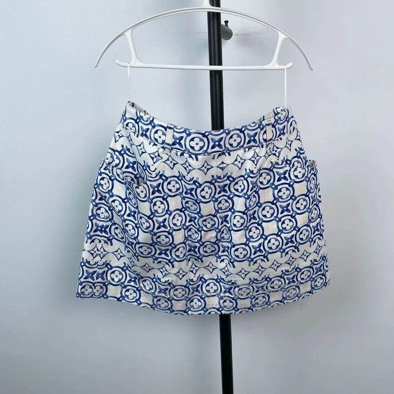Louis Vuitton Louis Vuitton skirt Size 39" - 2 Thumbnail