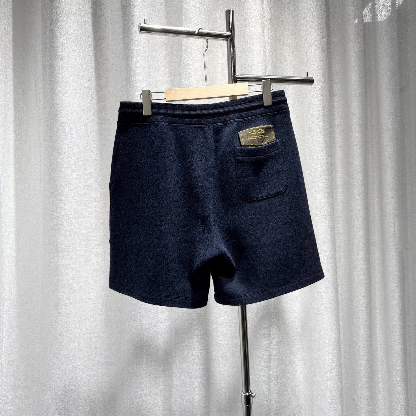 Louis Vuitton Louis Vuitton Staples Edition Shorts Size M Size US 32 / EU 48 - 1 Thumbnail