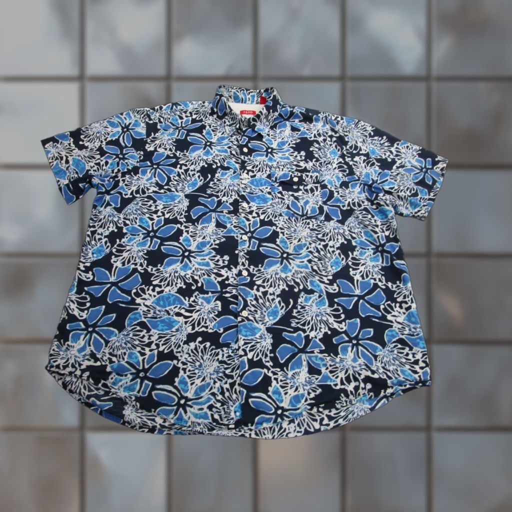 Izod VINTAGE Izod Shirt Mens XL Blue Floral Classic Hawaiian Short Sleeve Camp Button Front Size US XL / EU 56 / 4 - 1 Thumbnail