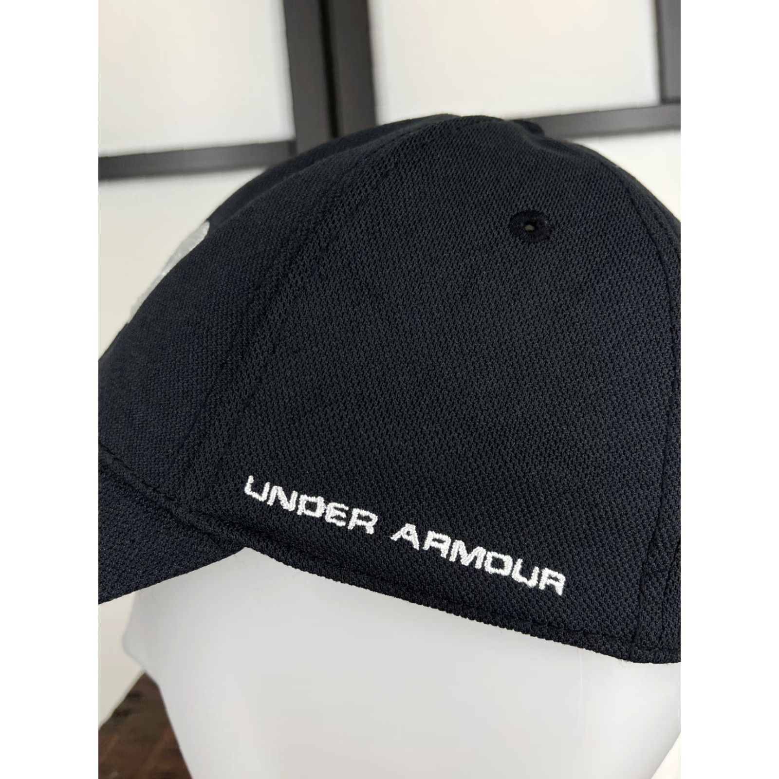 Under Armour Under Armour Hat Cap Fitted Mens Large White Embroidered Sports Cotton Polyester Baseball Cap Mens L White Sports Baseball Cap Under Armour Size ONE SIZE - 5 Thumbnail