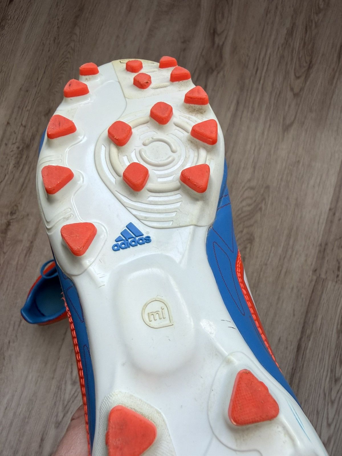 Adidas Adidas F50 Soccer Cleats Red Blue FG Size US 9.5 (V21304) Size US 9.5 / EU 42-43 - 14 Thumbnail